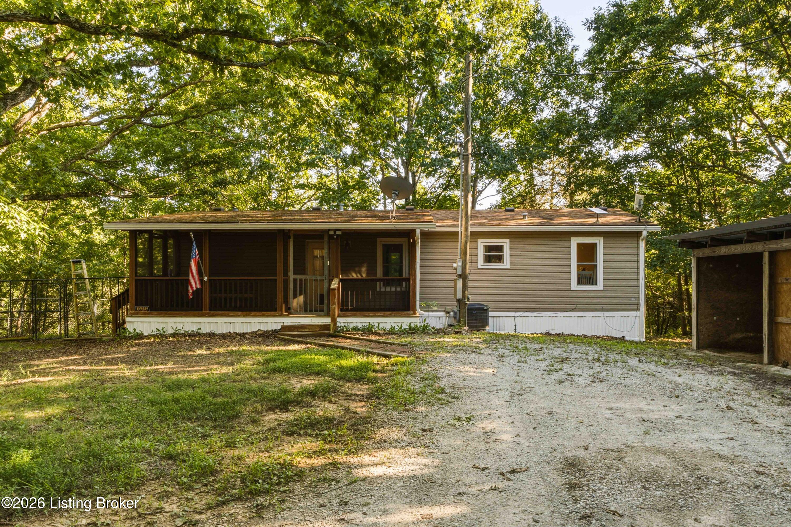 1595 Briar Ridge Rd A Property Photo 1