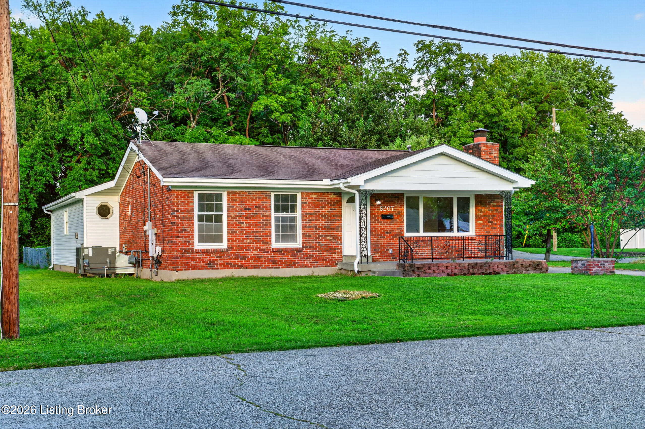 8207 Linda Rd Property Photo 3
