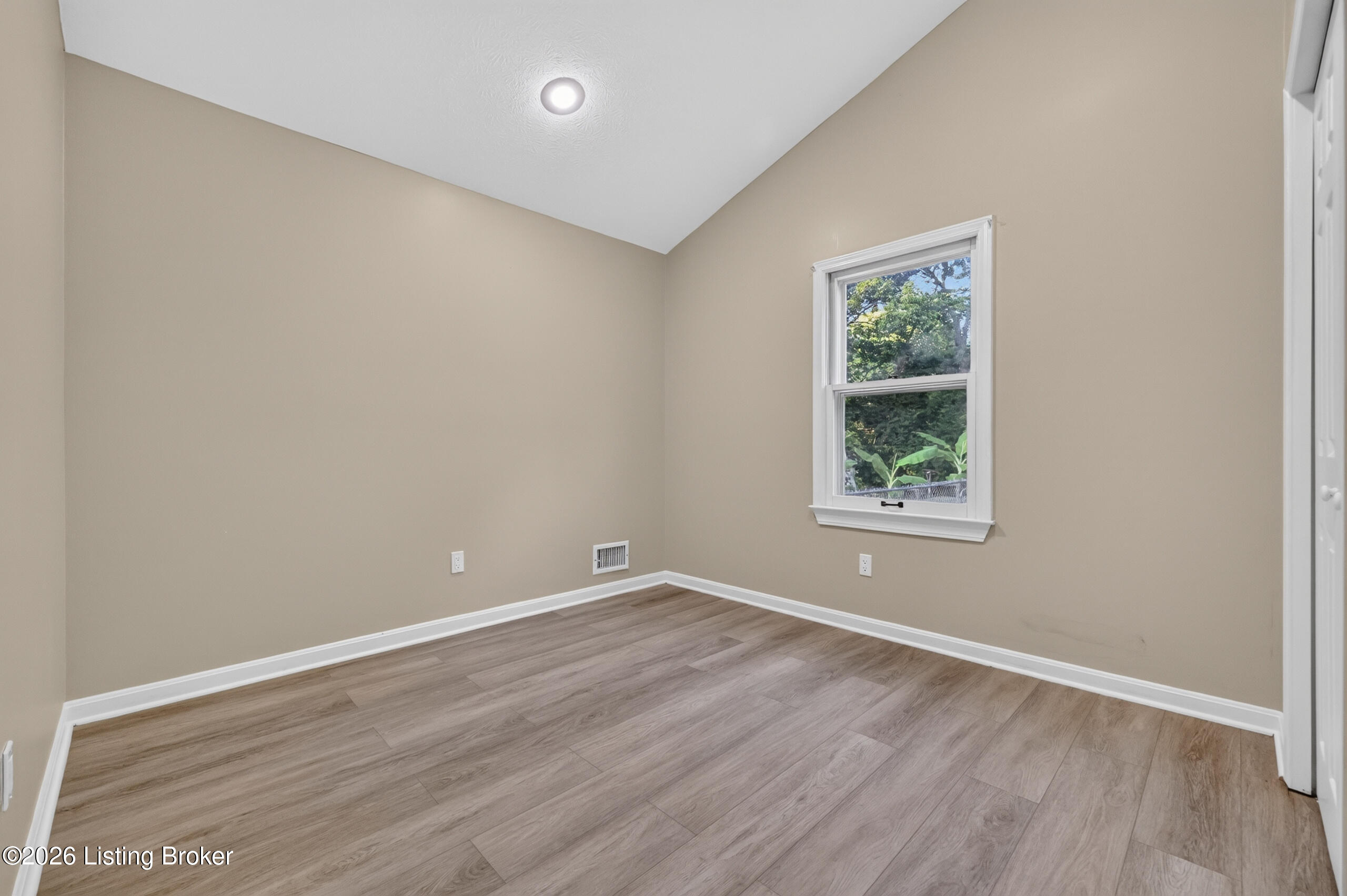 8207 Linda Rd Property Photo 32