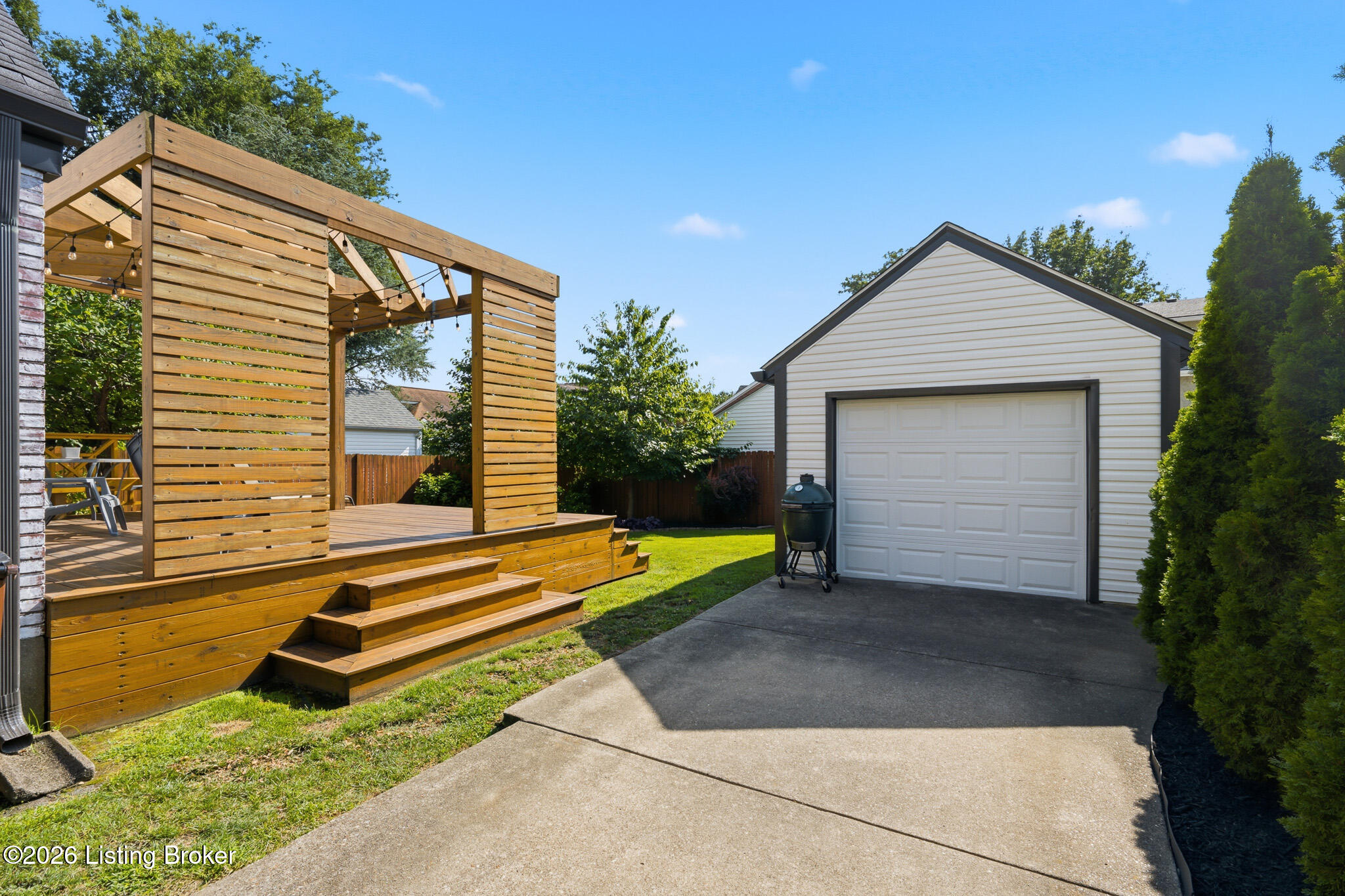 104 Iola Rd Property Photo 41