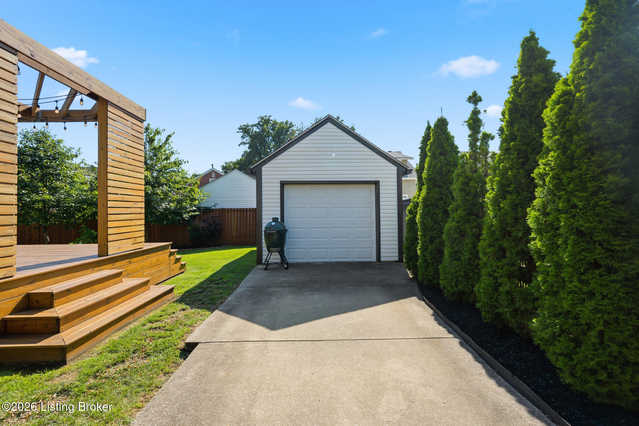 104 Iola Rd Property Photo 53