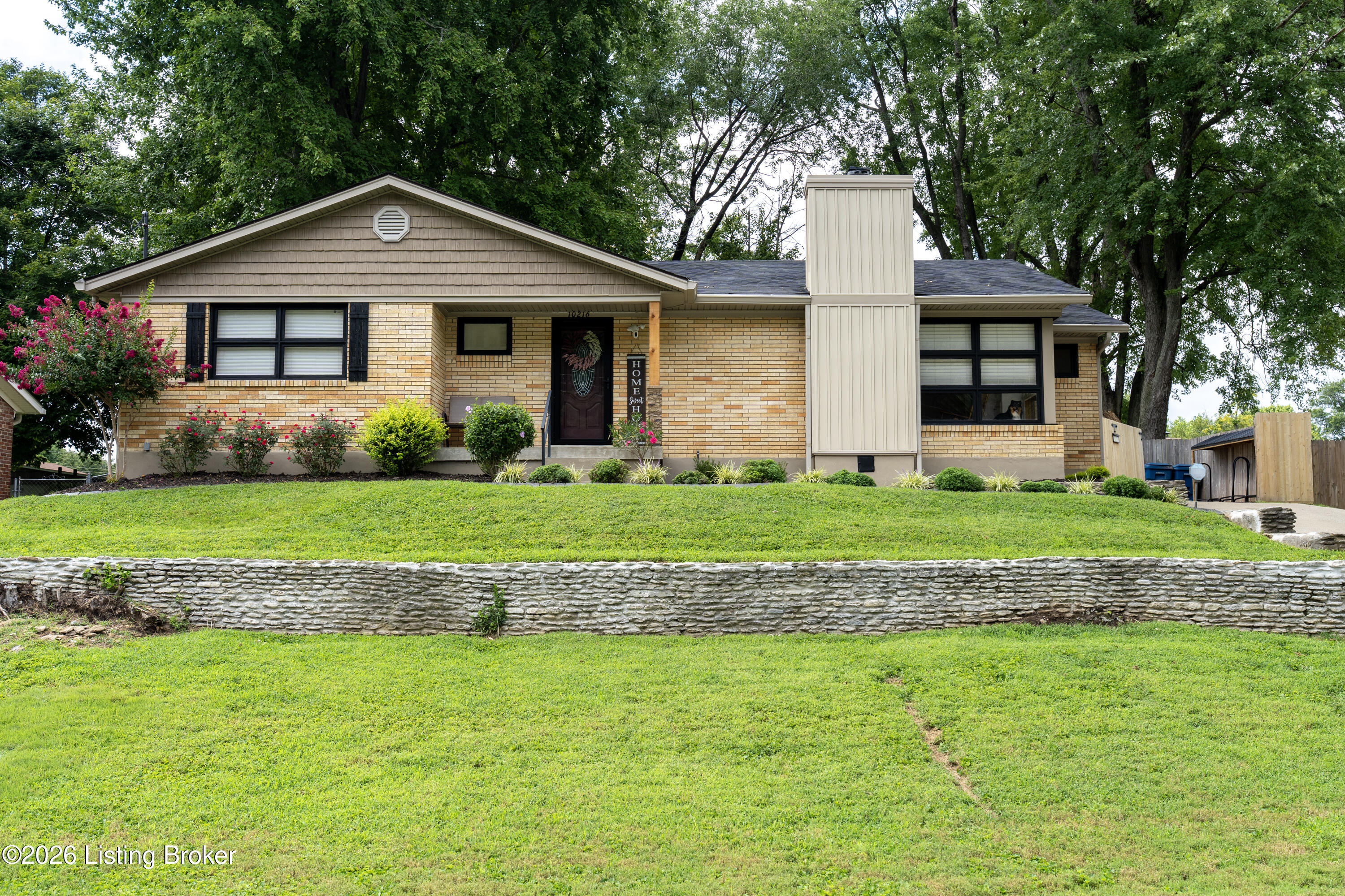 10216 Eve Adam Dr Property Photo 1