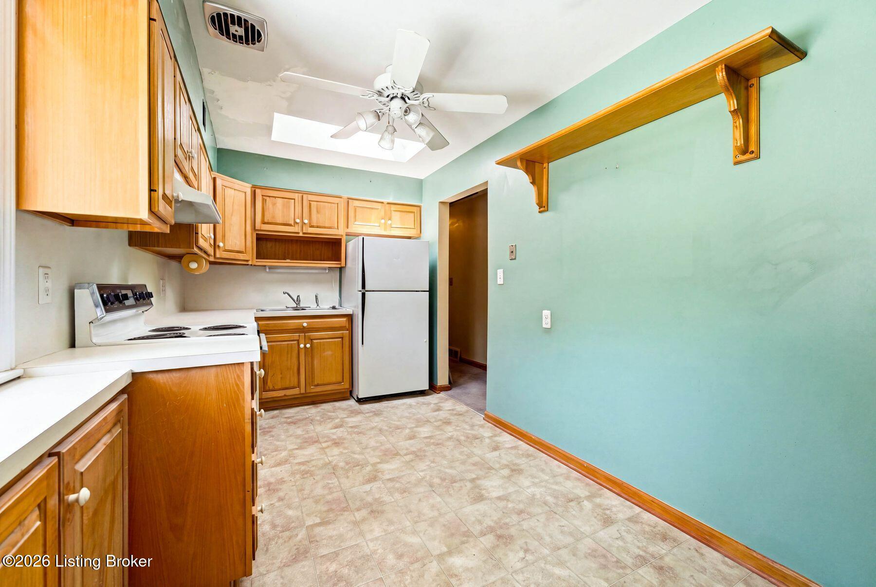 9615 3rd Street Rd Property Photo 13