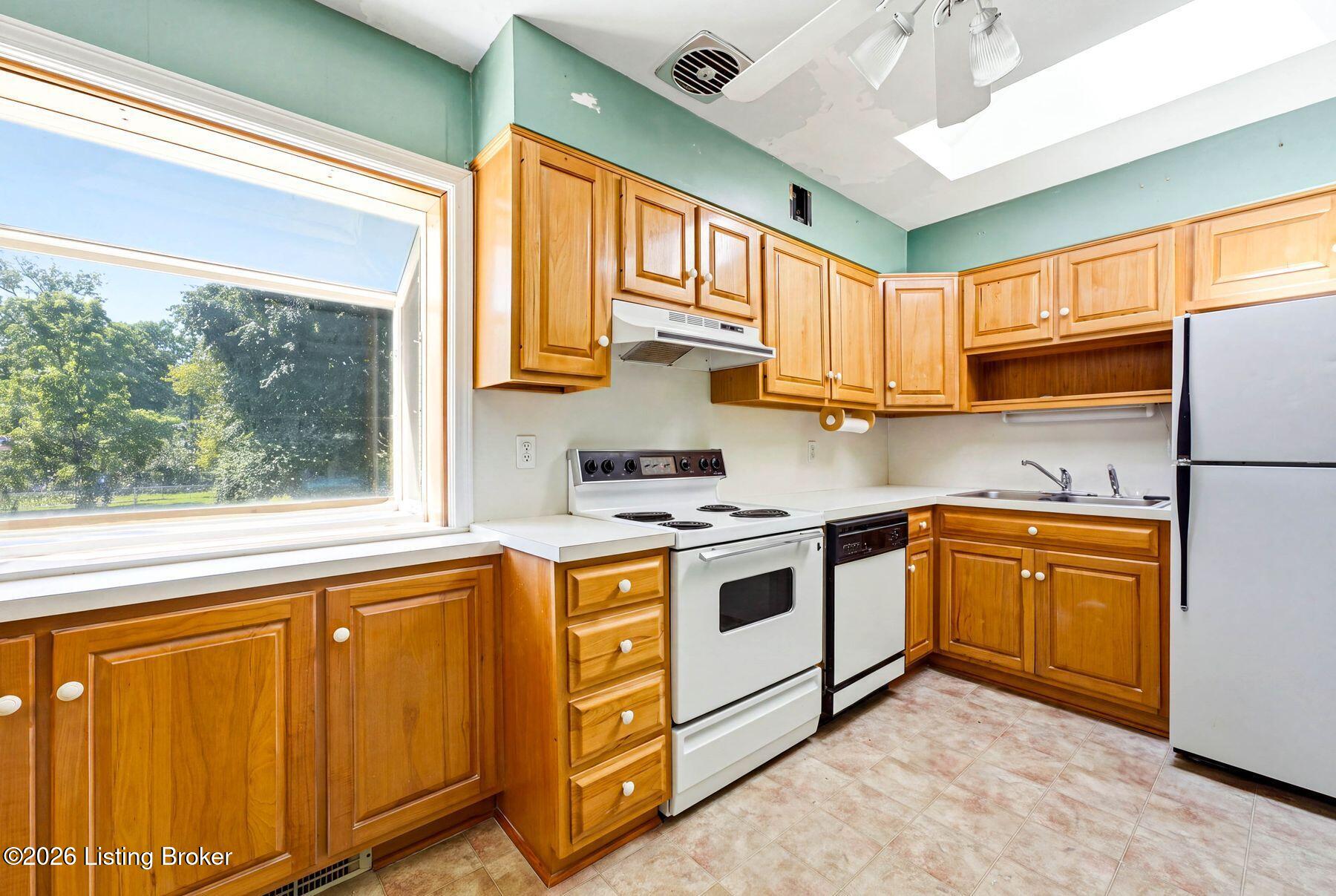 9615 3rd Street Rd Property Photo 14