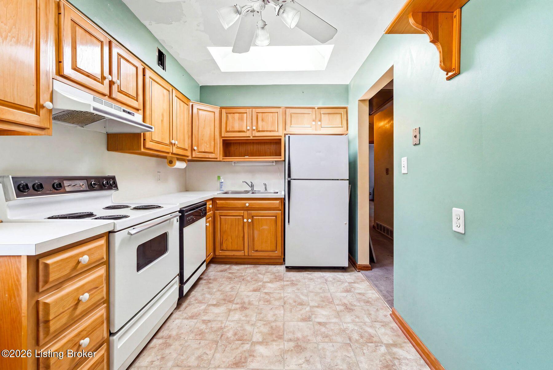 9615 3rd Street Rd Property Photo 15