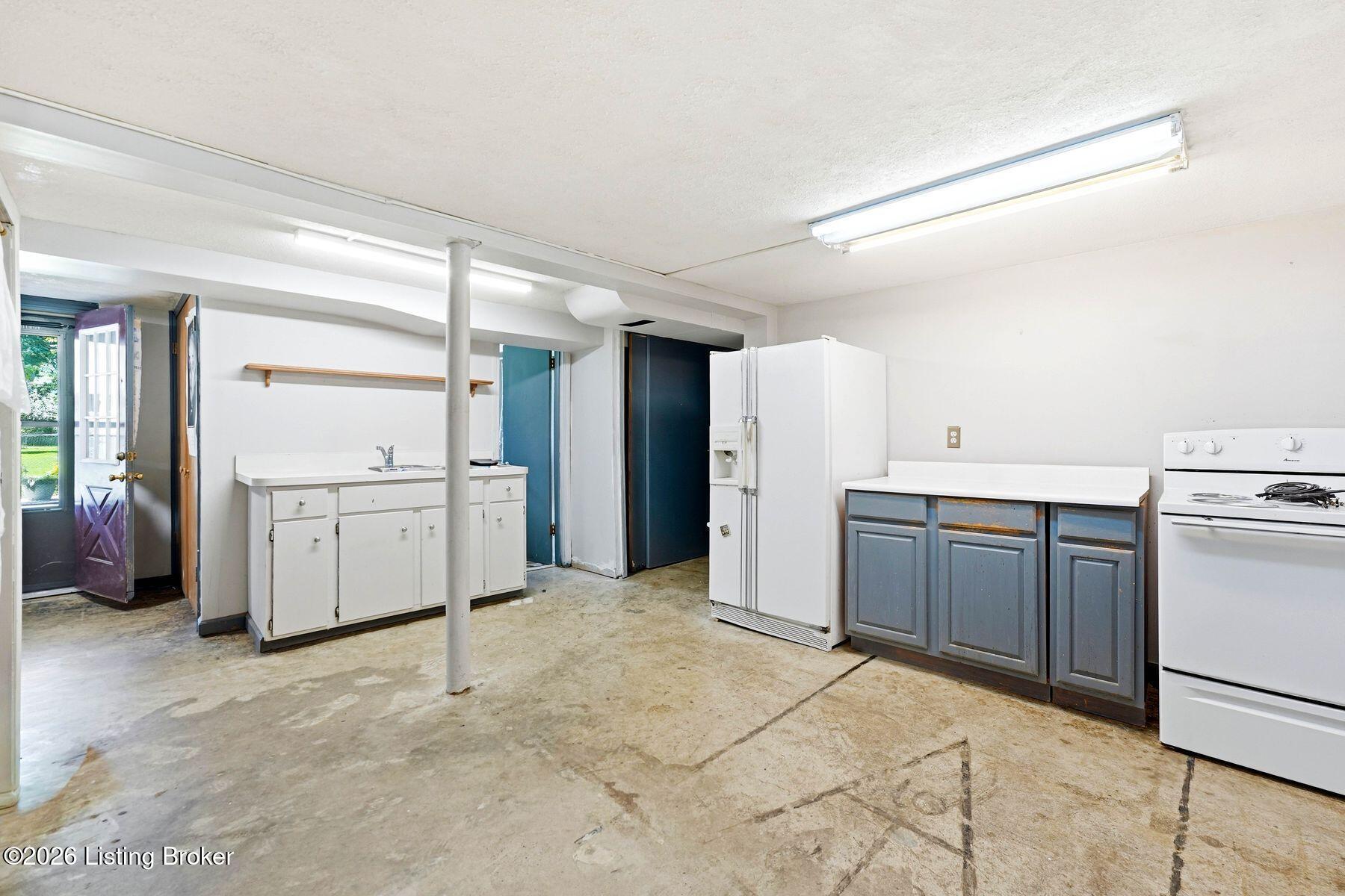 9615 3rd Street Rd Property Photo 30