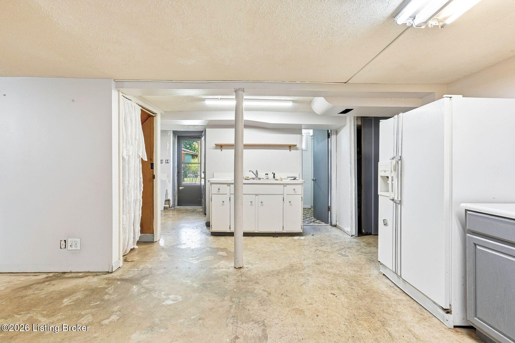 9615 3rd Street Rd Property Photo 31