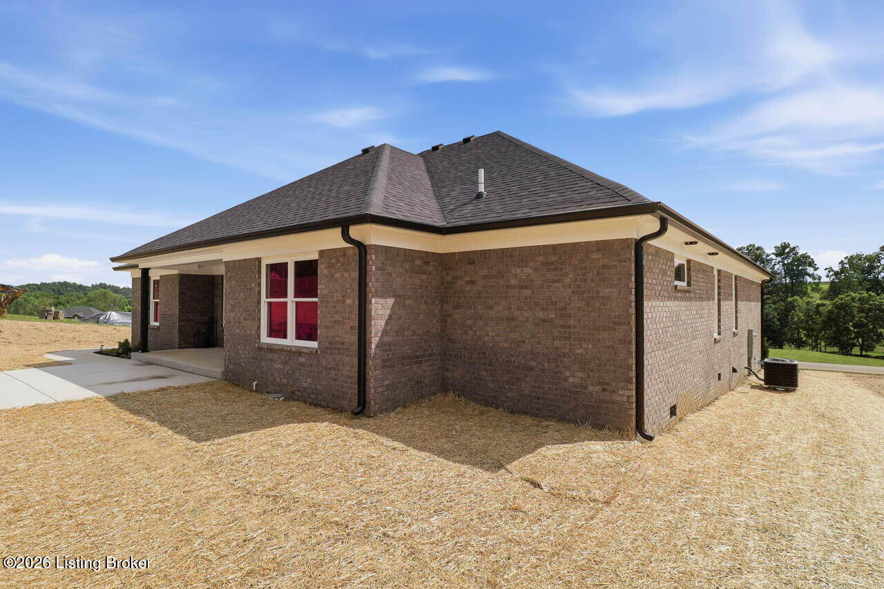 390 Marks Ln Property Photo 30