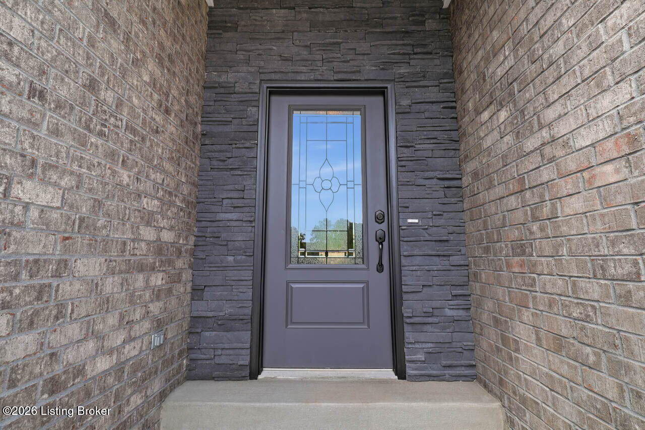 390 Marks Ln Property Photo 33