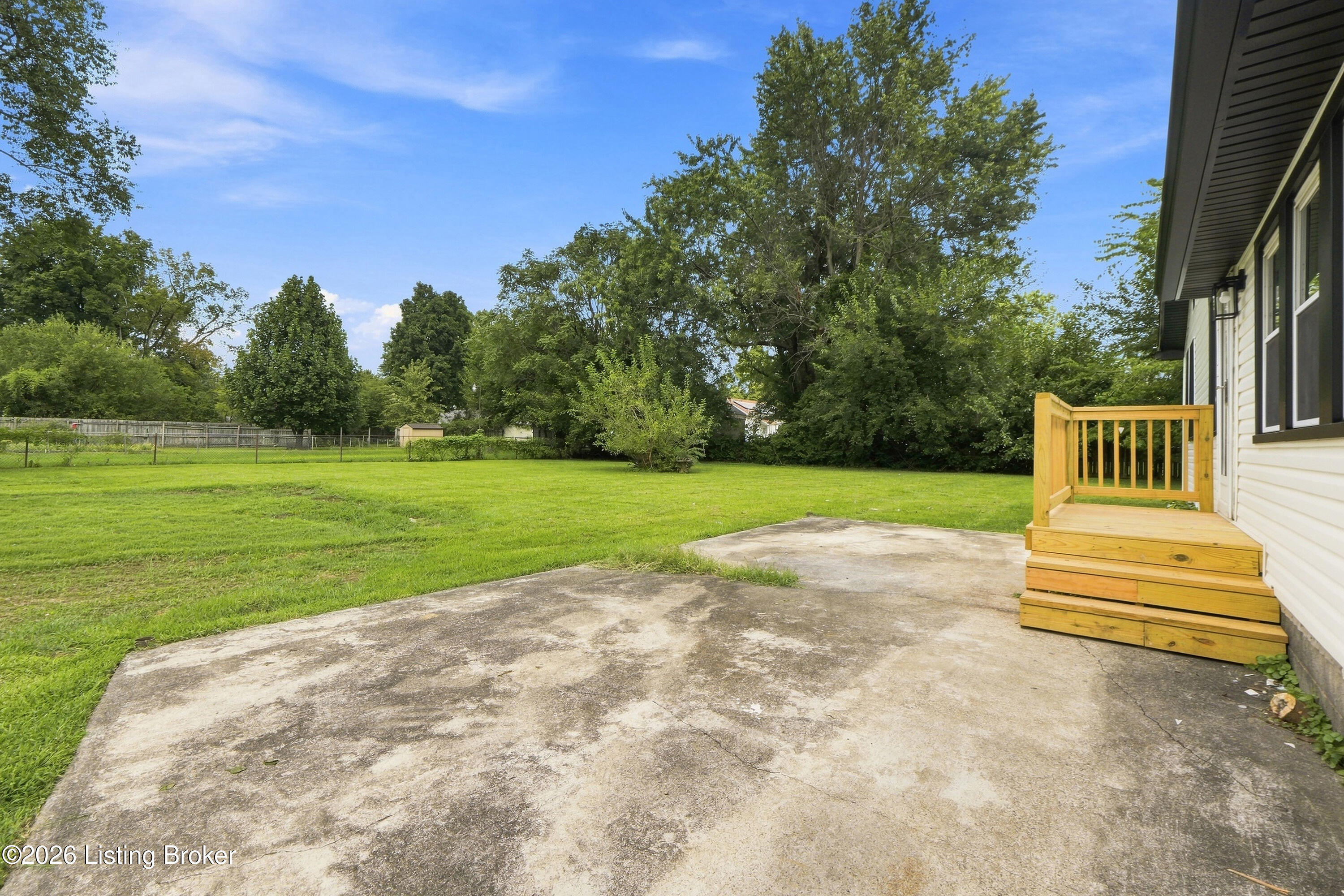 1303 Lucas Ave Property Photo 33