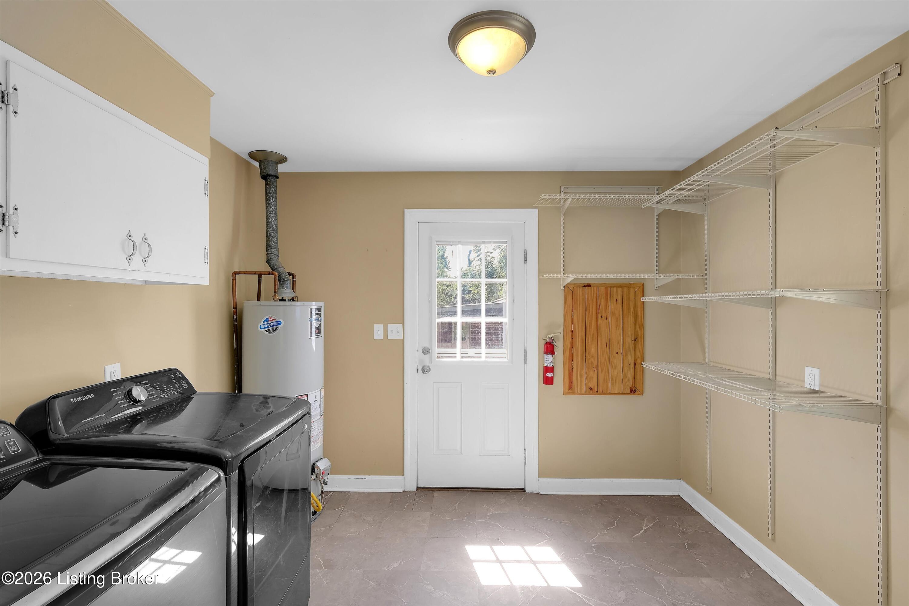 2126 Glenworth Ave Property Photo 18