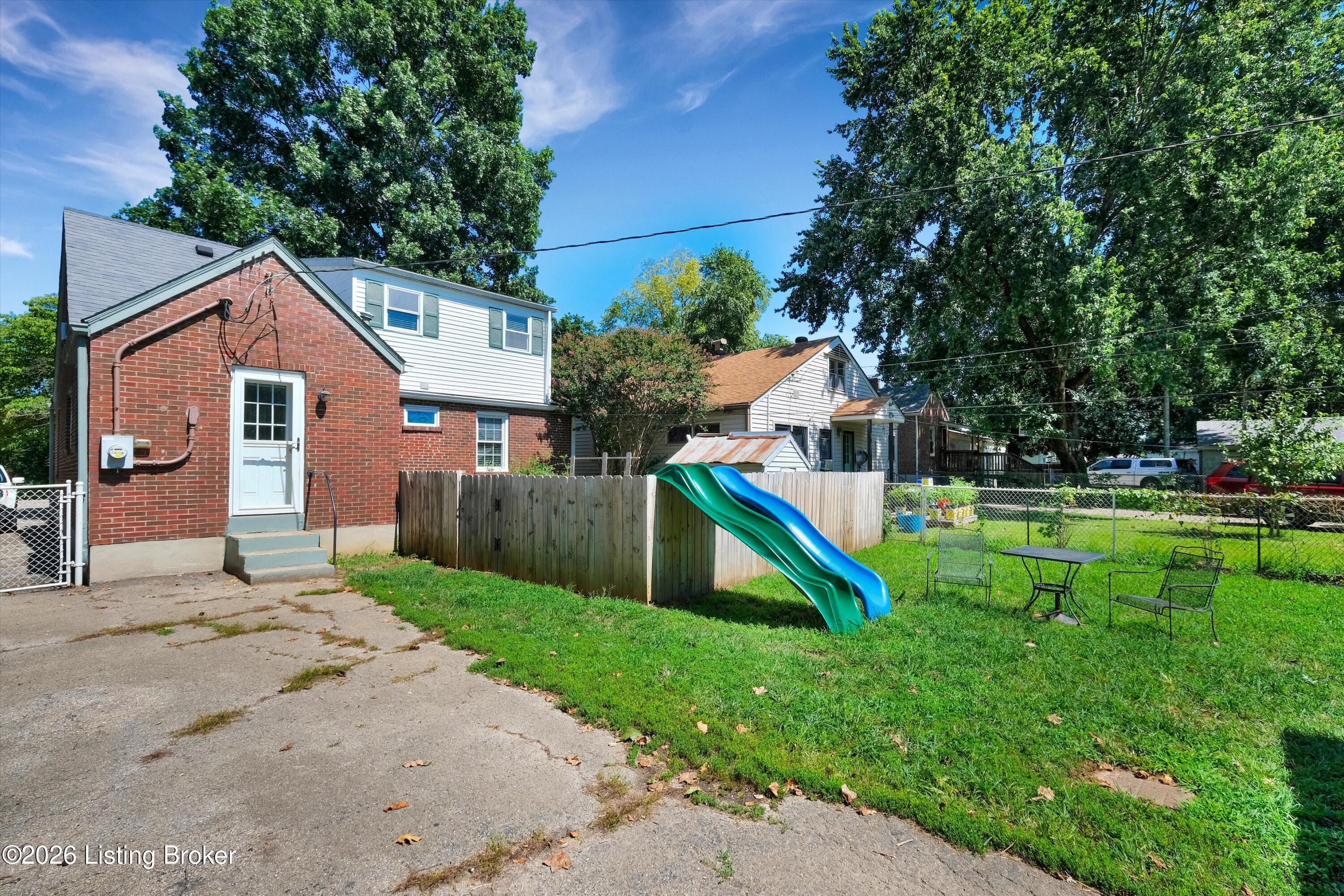 2126 Glenworth Ave Property Photo 30
