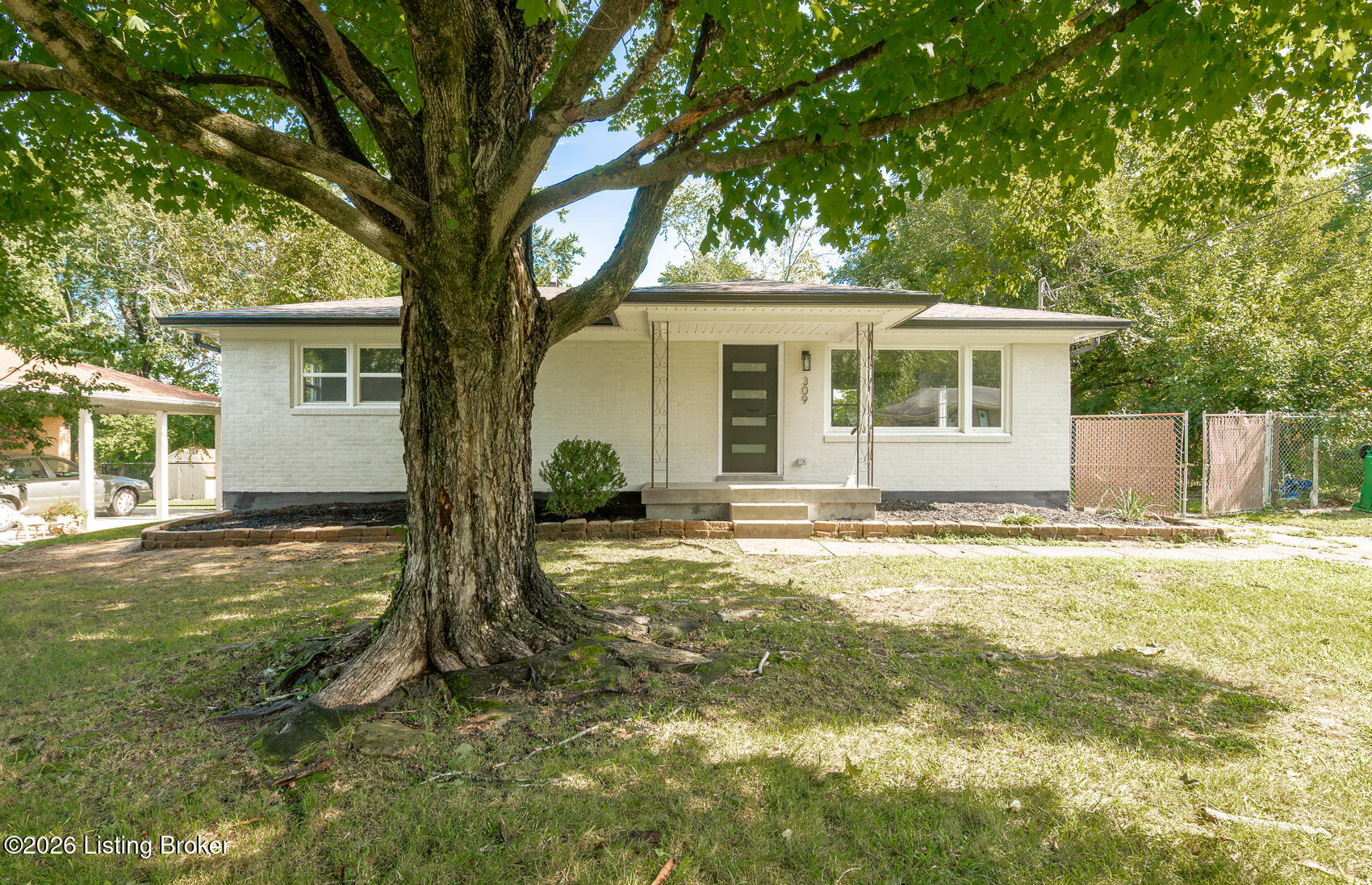 309 Chieftain Dr Property Photo 1