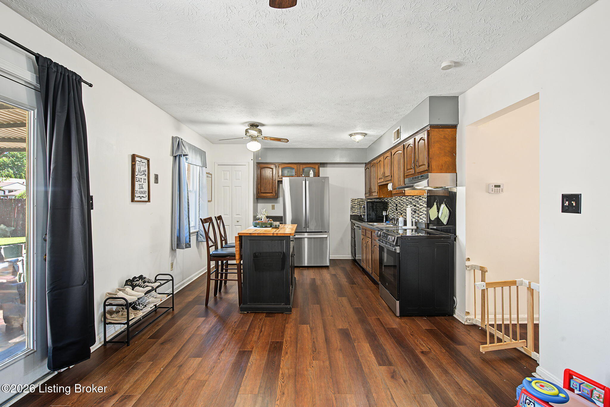 10906 Marbado Ct Property Photo 9