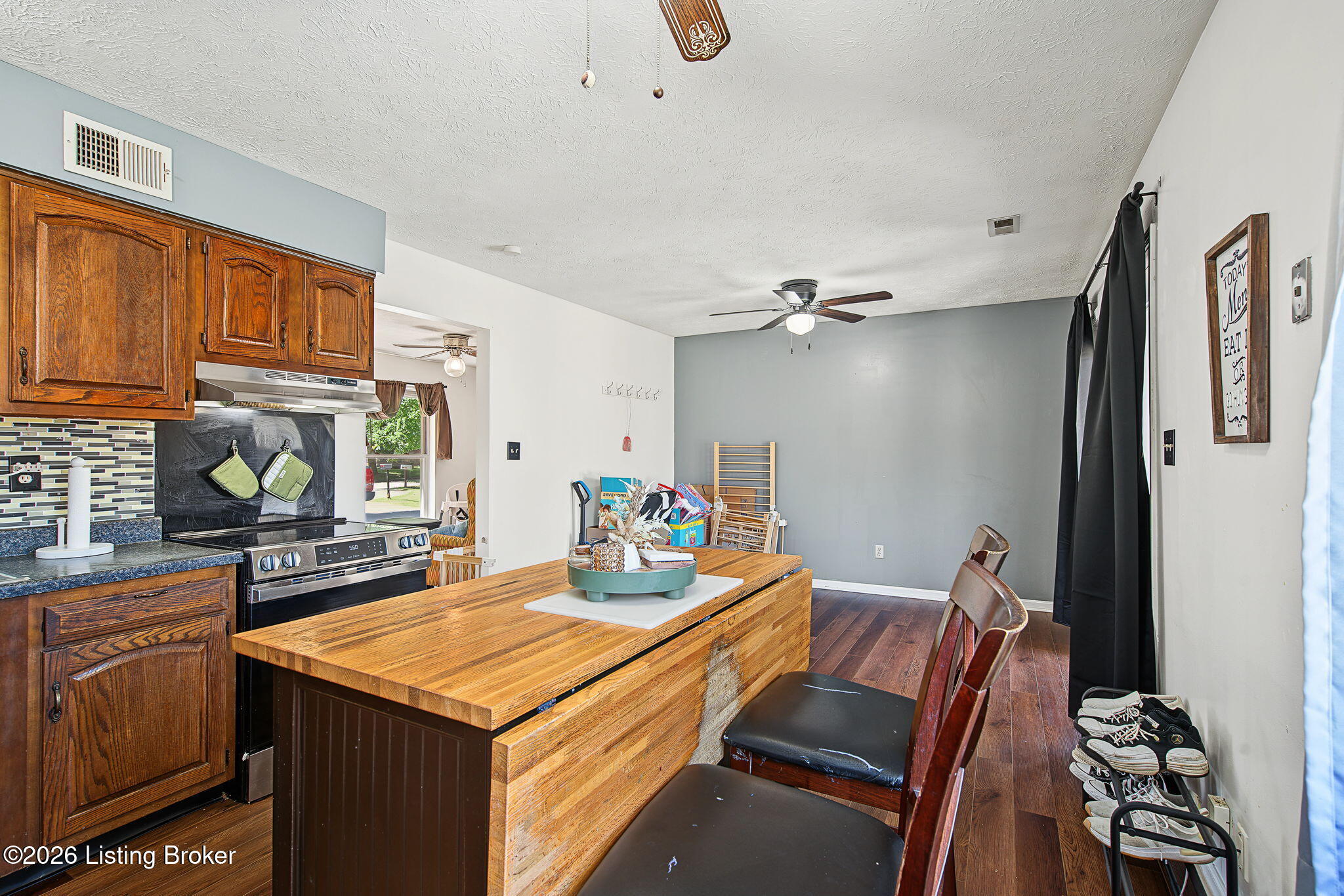 10906 Marbado Ct Property Photo 12