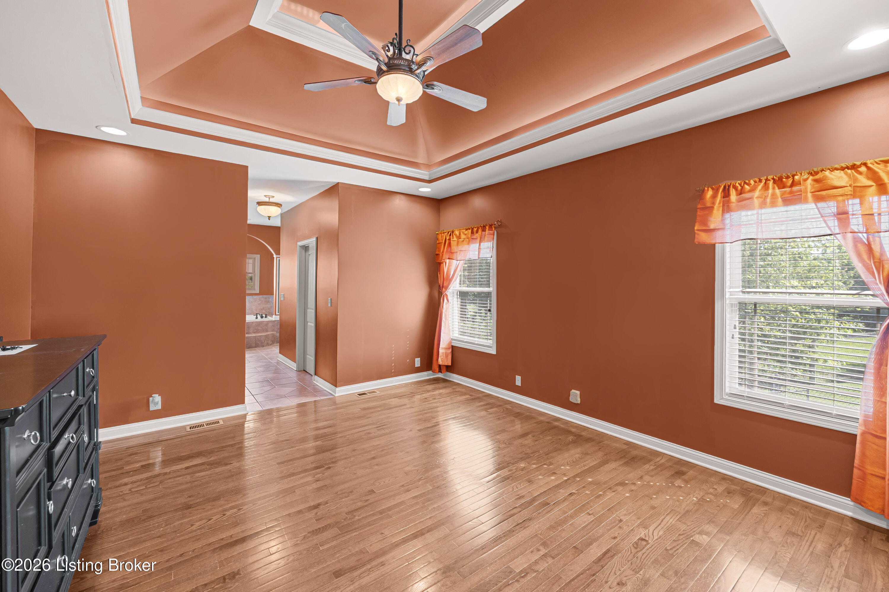 596 Meadowcrest Dr Property Photo 14