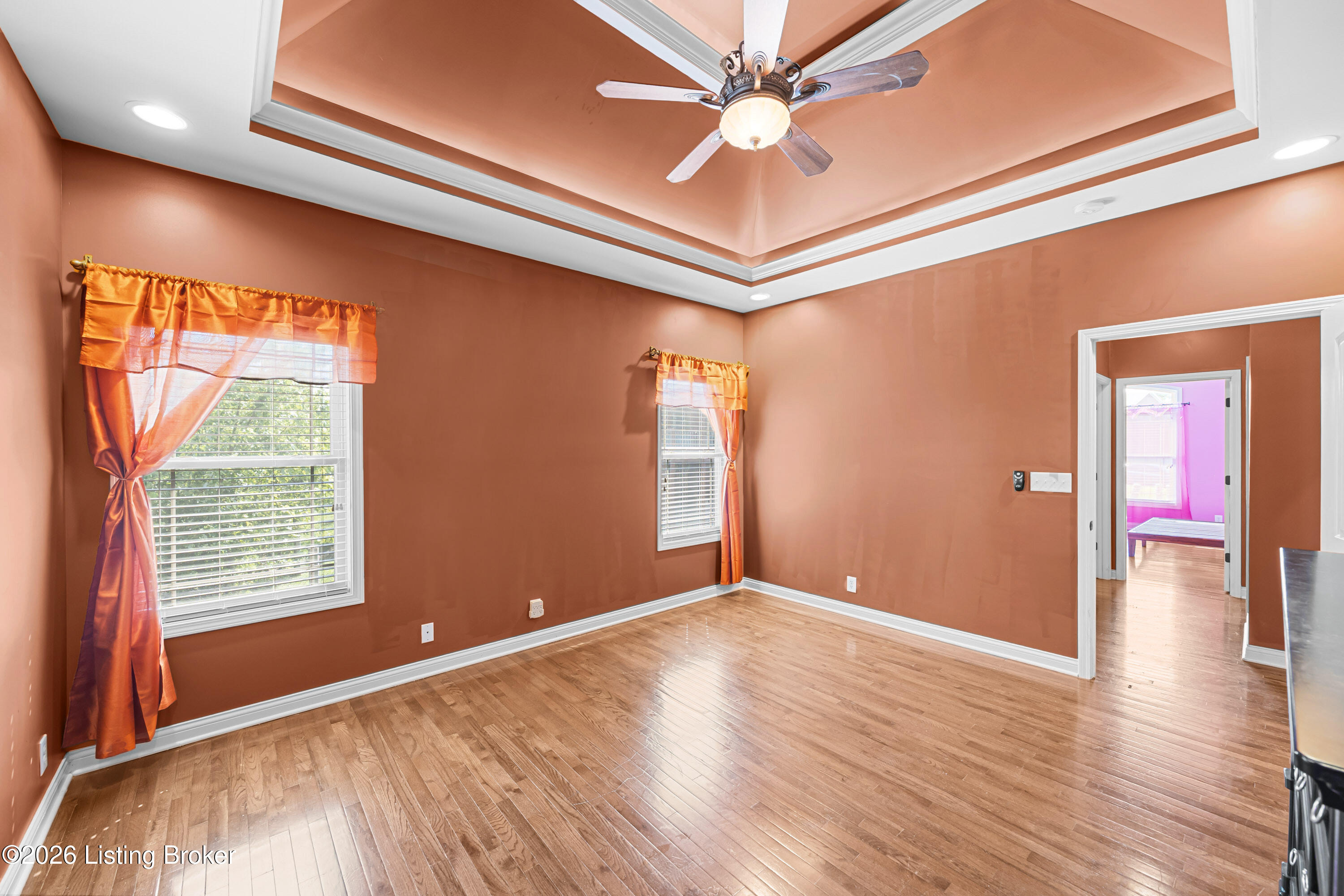 596 Meadowcrest Dr Property Photo 15