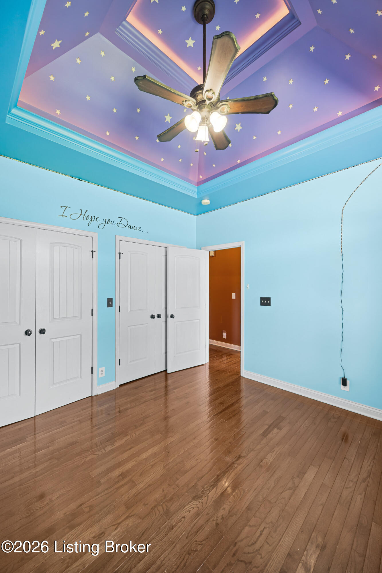 596 Meadowcrest Dr Property Photo 20