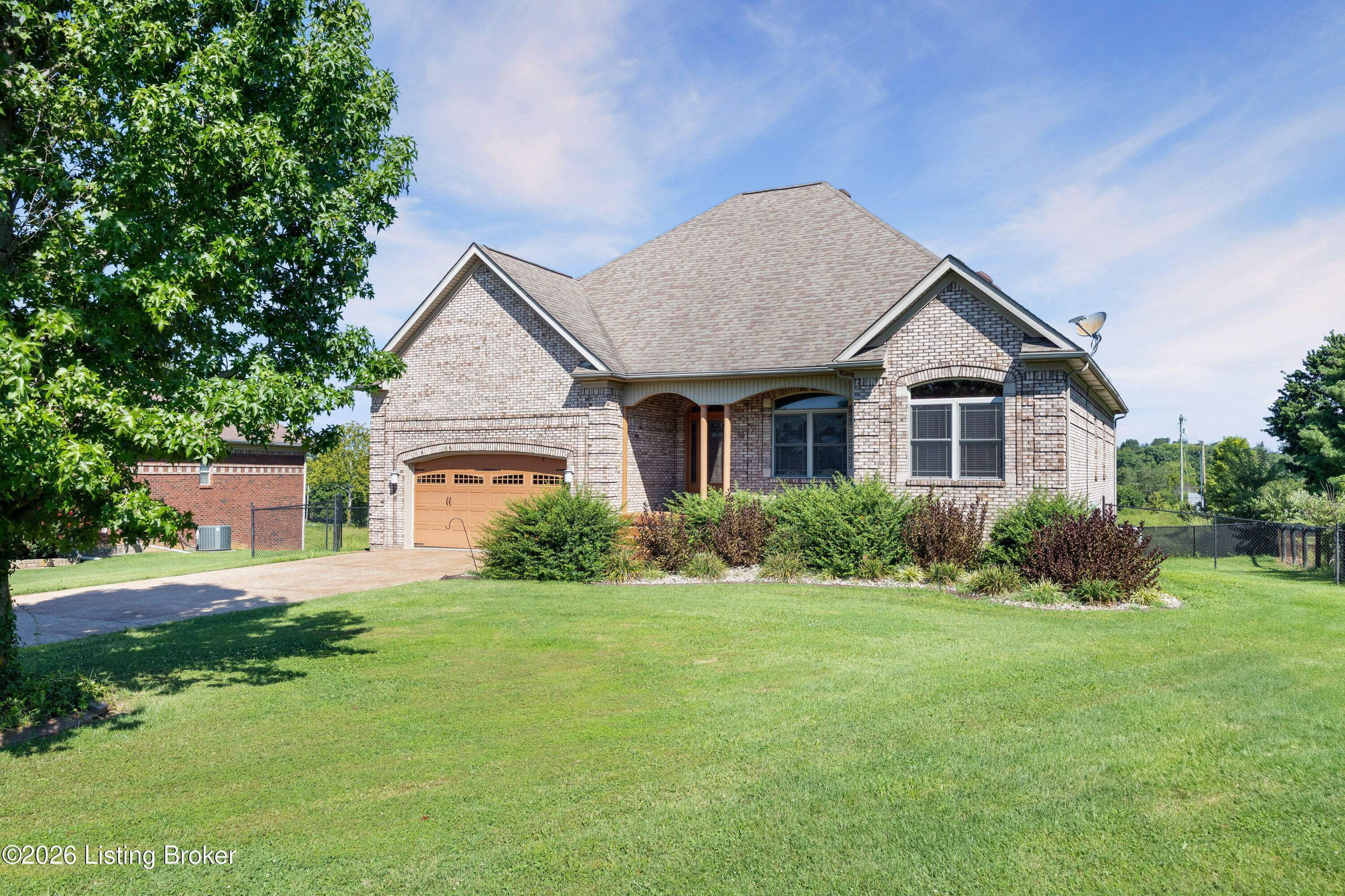 596 Meadowcrest Dr Property Photo 40