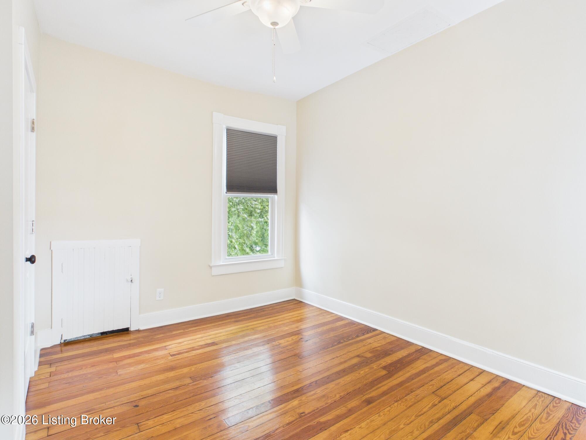 956 Ellison Ave Property Photo 26