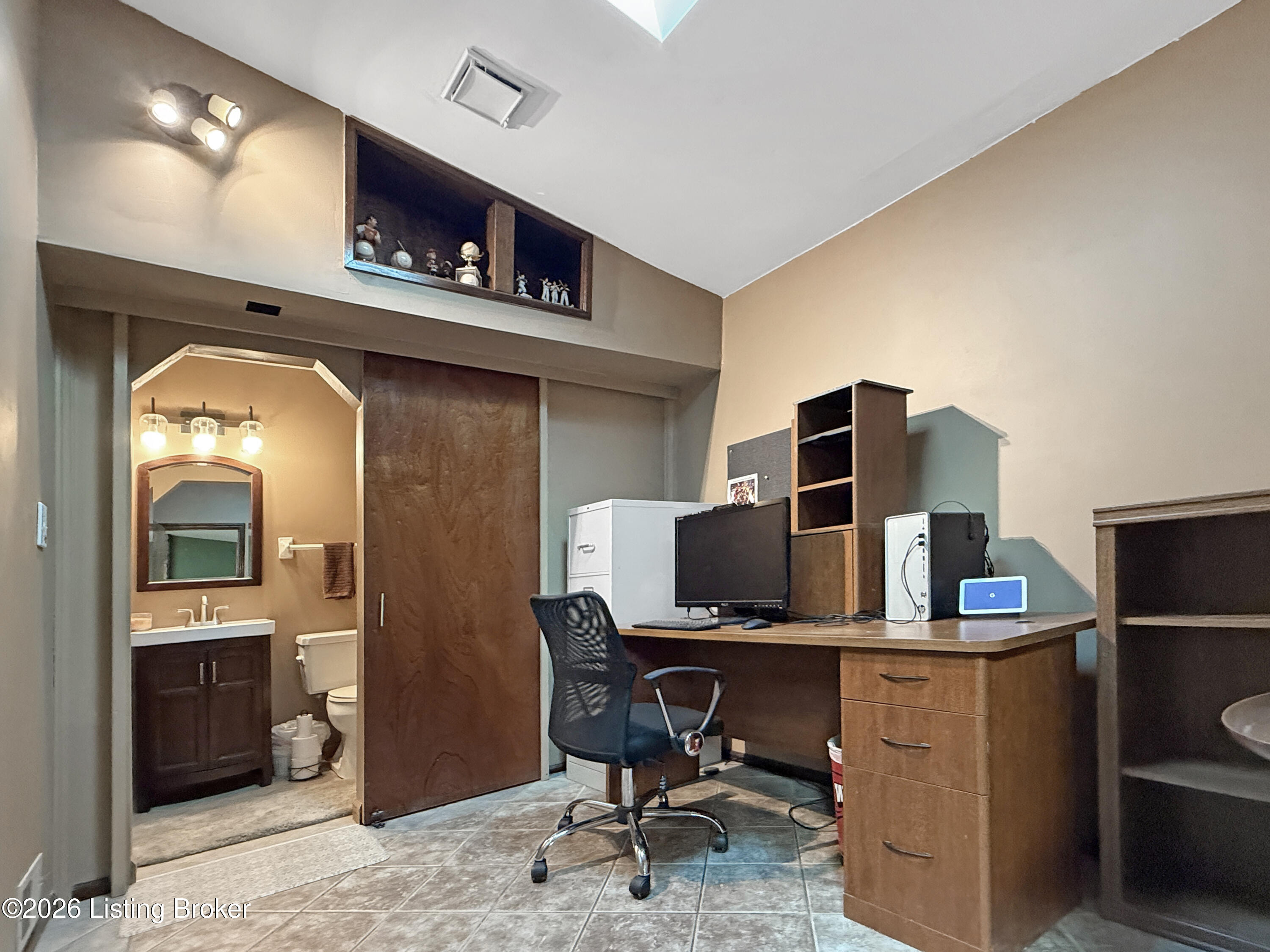 8203 Flicker Pl Property Photo 24