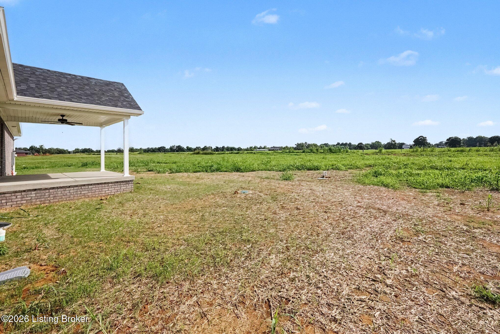 106 Woodford Dr Property Photo 23
