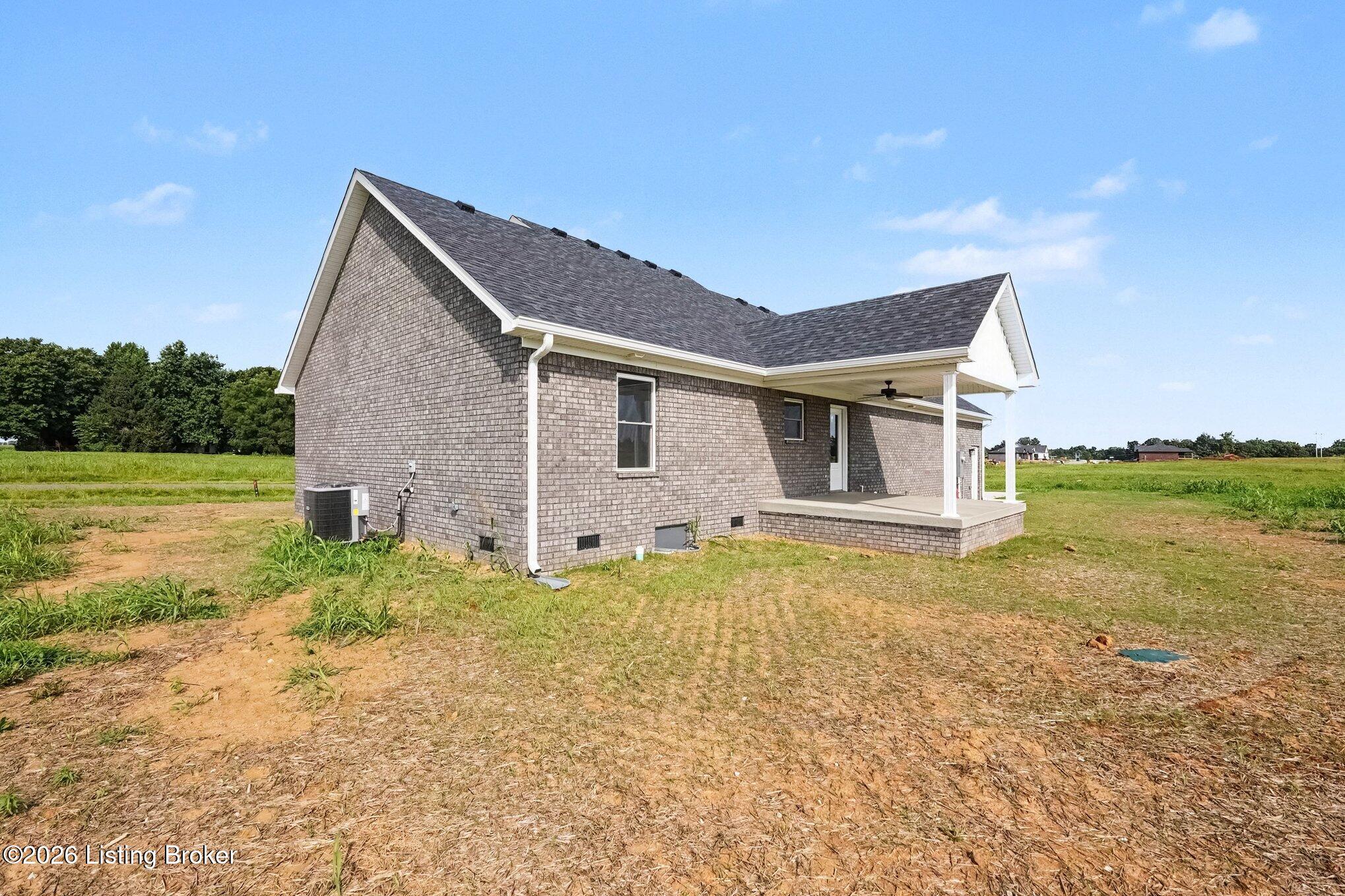 106 Woodford Dr Property Photo 25