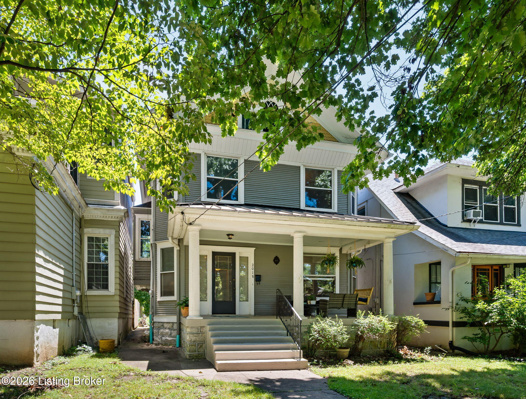 2018 Sherwood Ave Property Photo 2