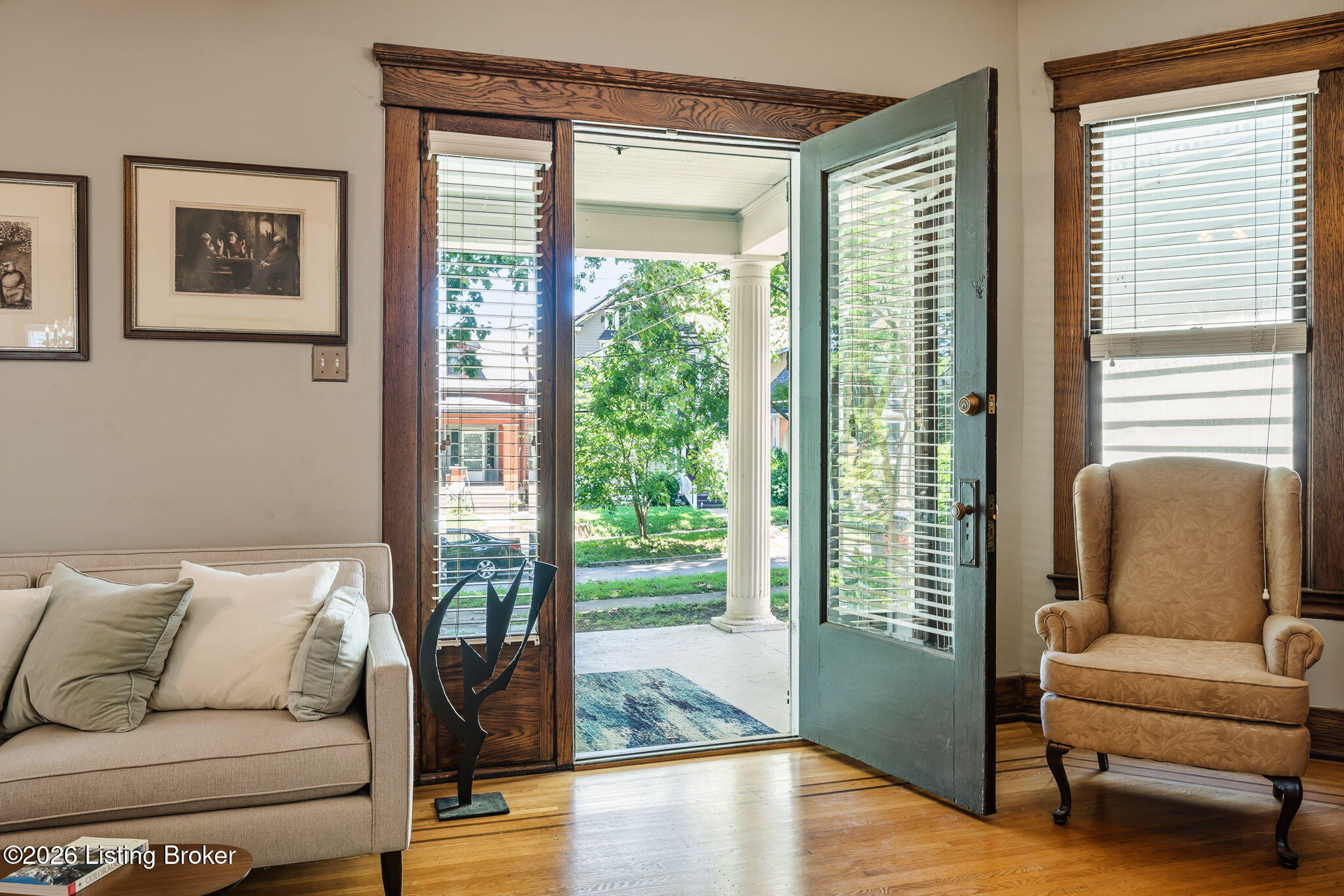 2018 Sherwood Ave Property Photo 3