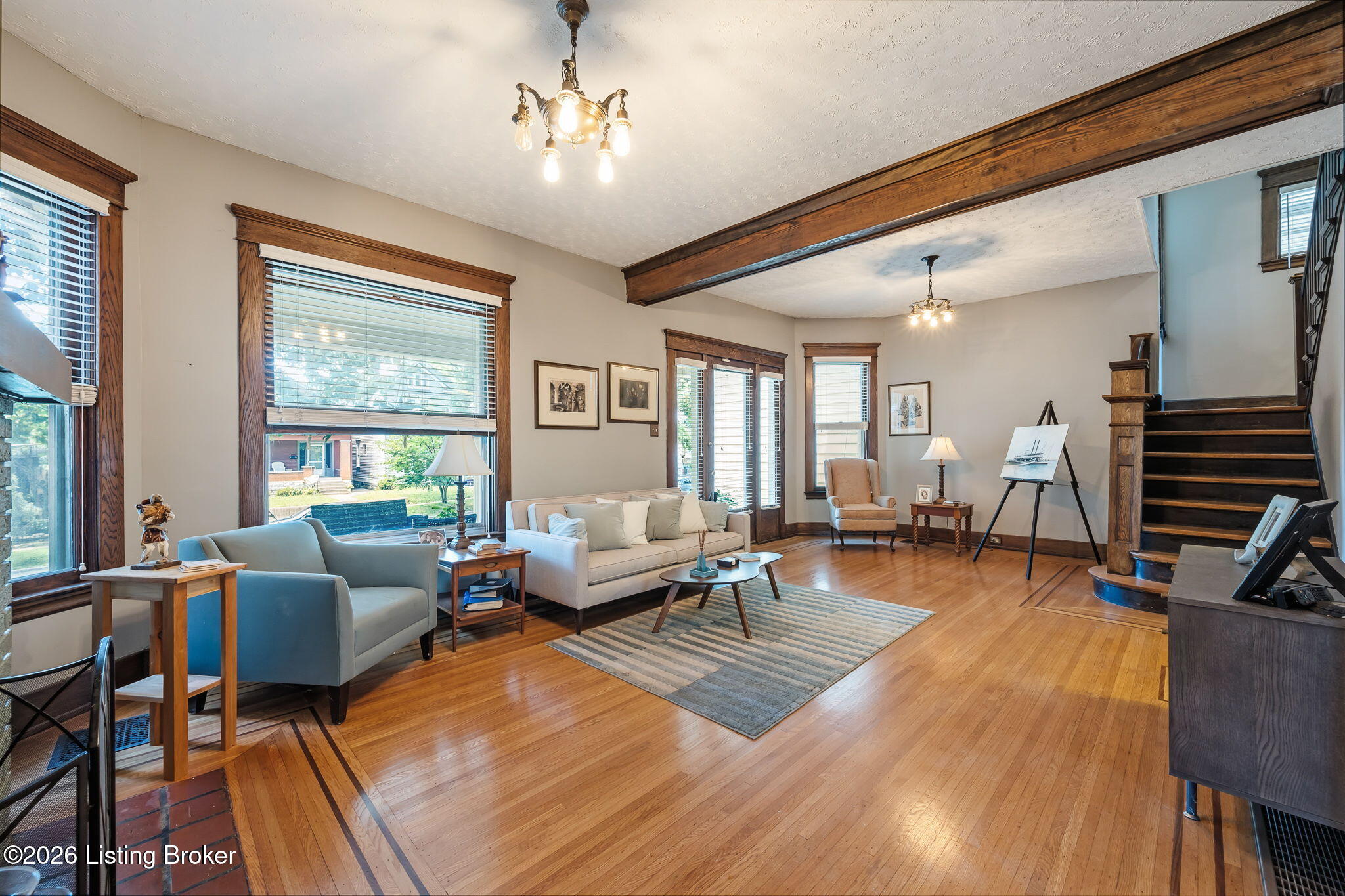 2018 Sherwood Ave Property Photo 5