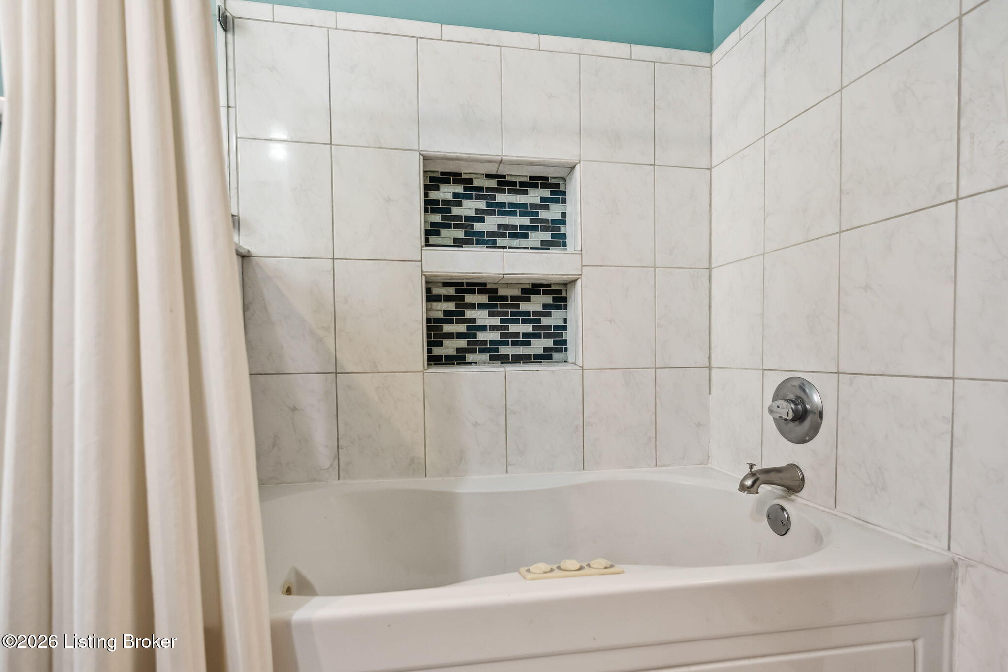 2018 Sherwood Ave Property Photo 25