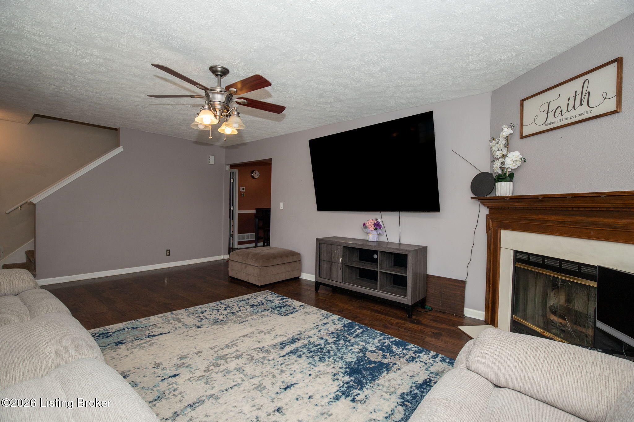 7807 Appleview Ln Property Photo 6