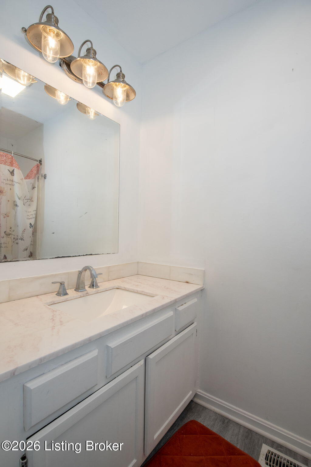 7807 Appleview Ln Property Photo 20