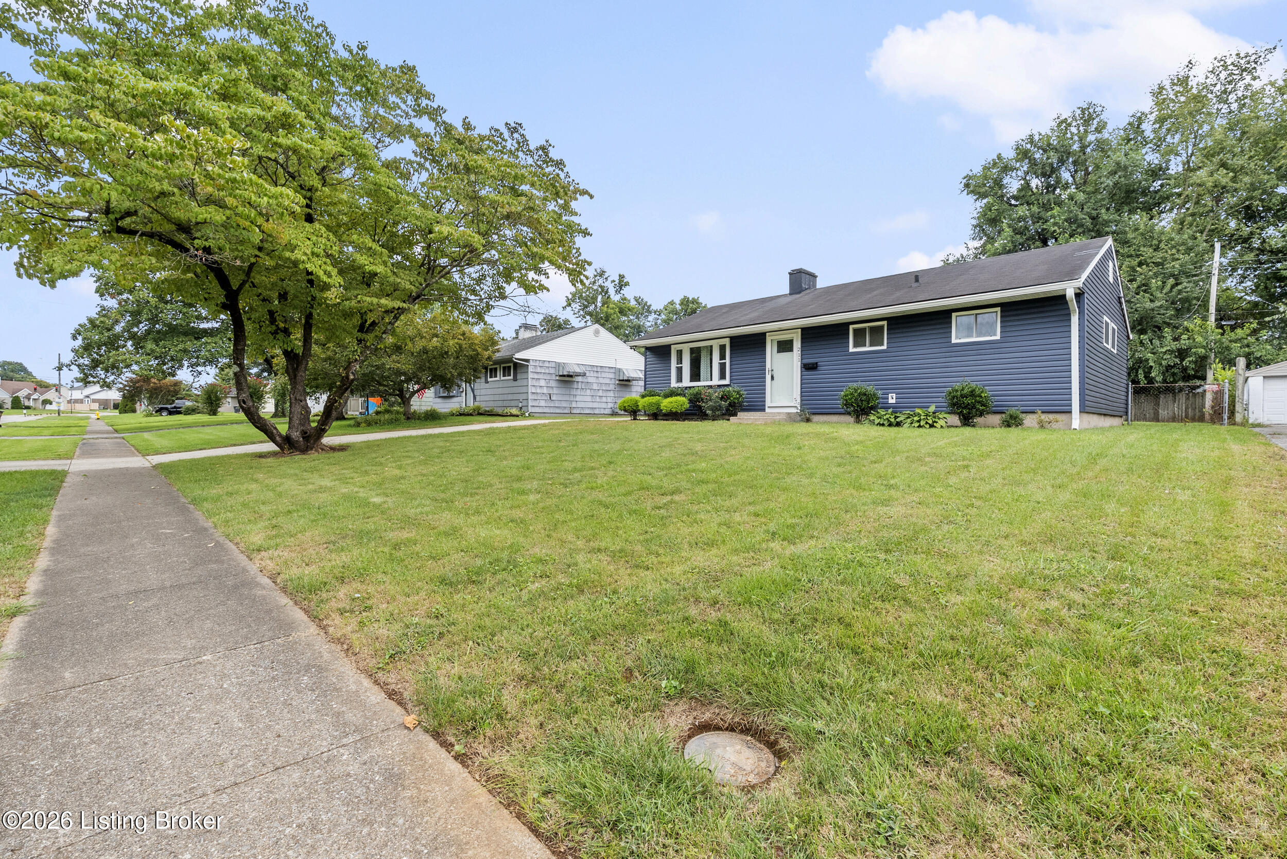 211 Redding Rd Property Photo 4
