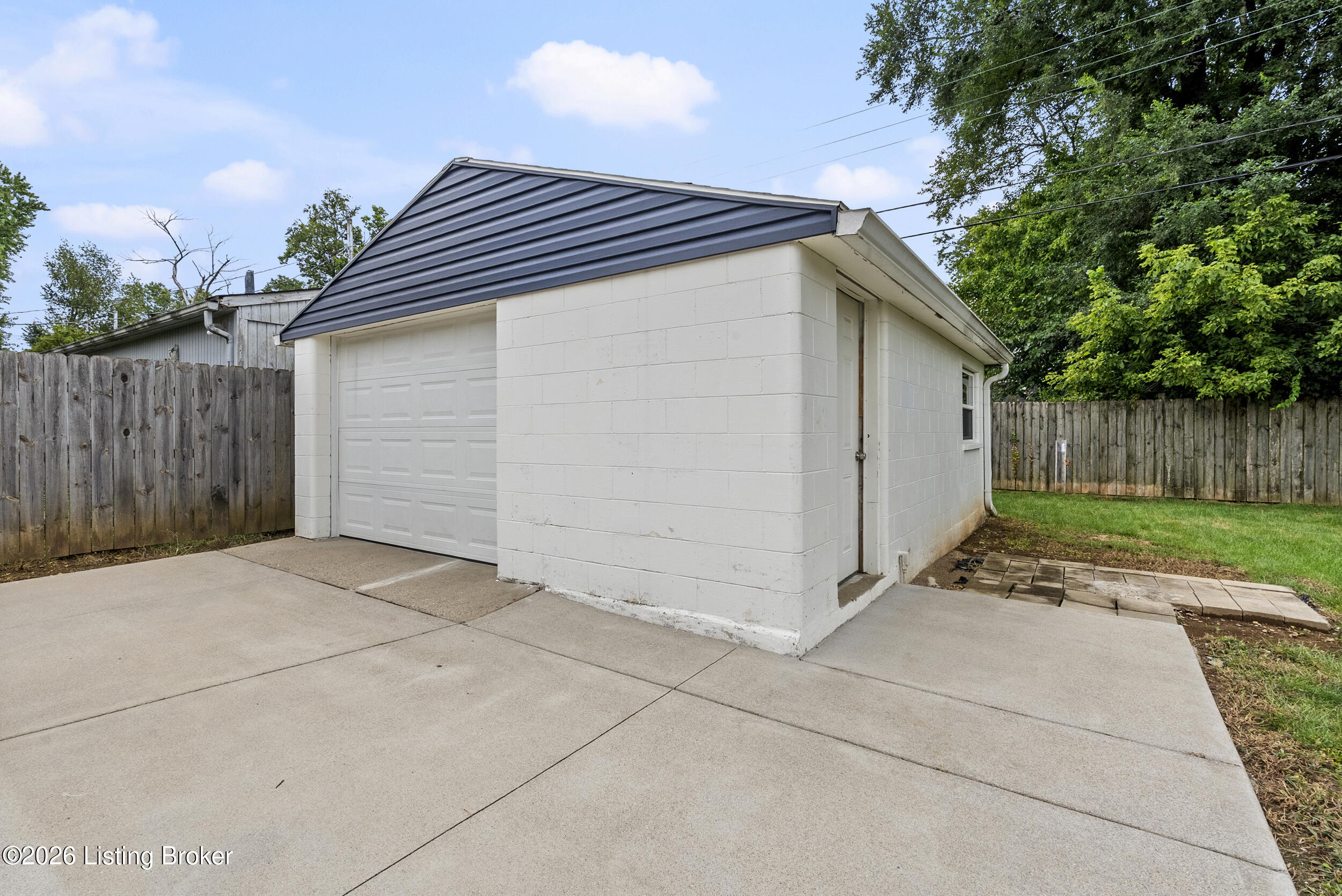 211 Redding Rd Property Photo 33