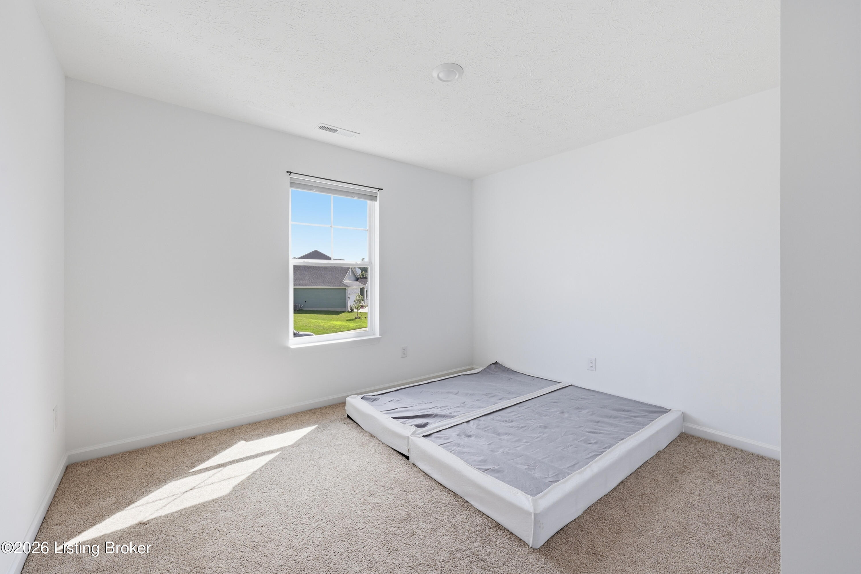 2093 Carnegie Dr Property Photo 35