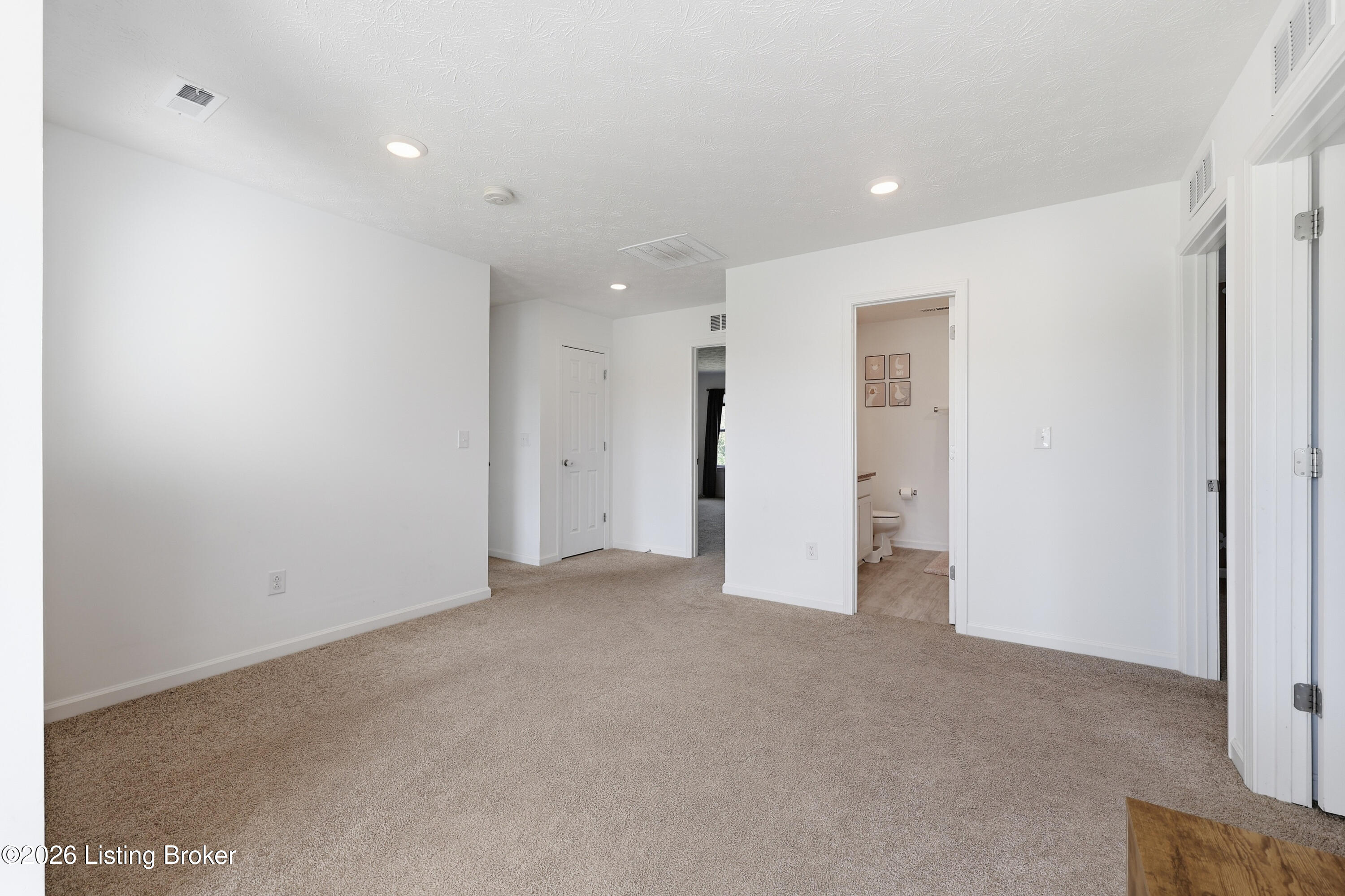 2093 Carnegie Dr Property Photo 40