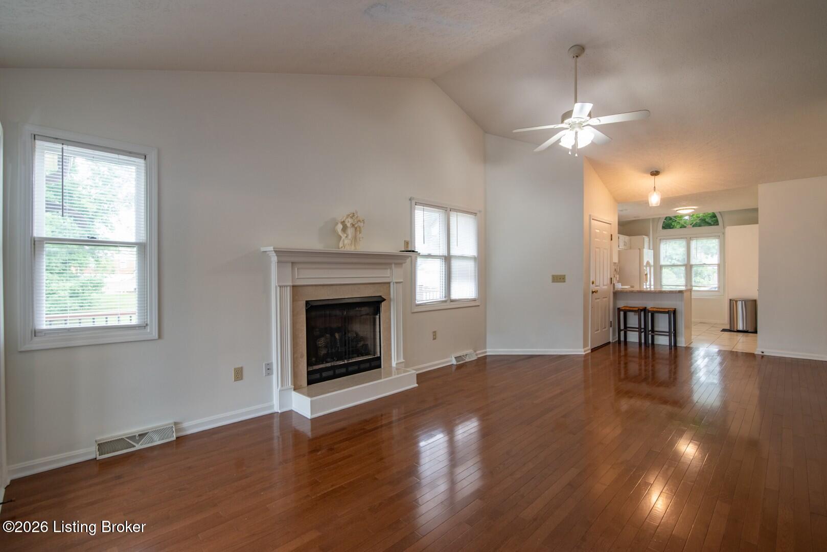 482 Mulberry St D Property Photo 20