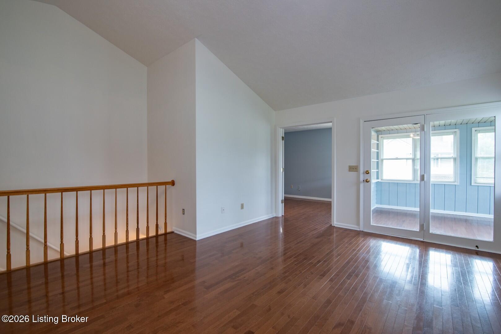 482 Mulberry St D Property Photo 23