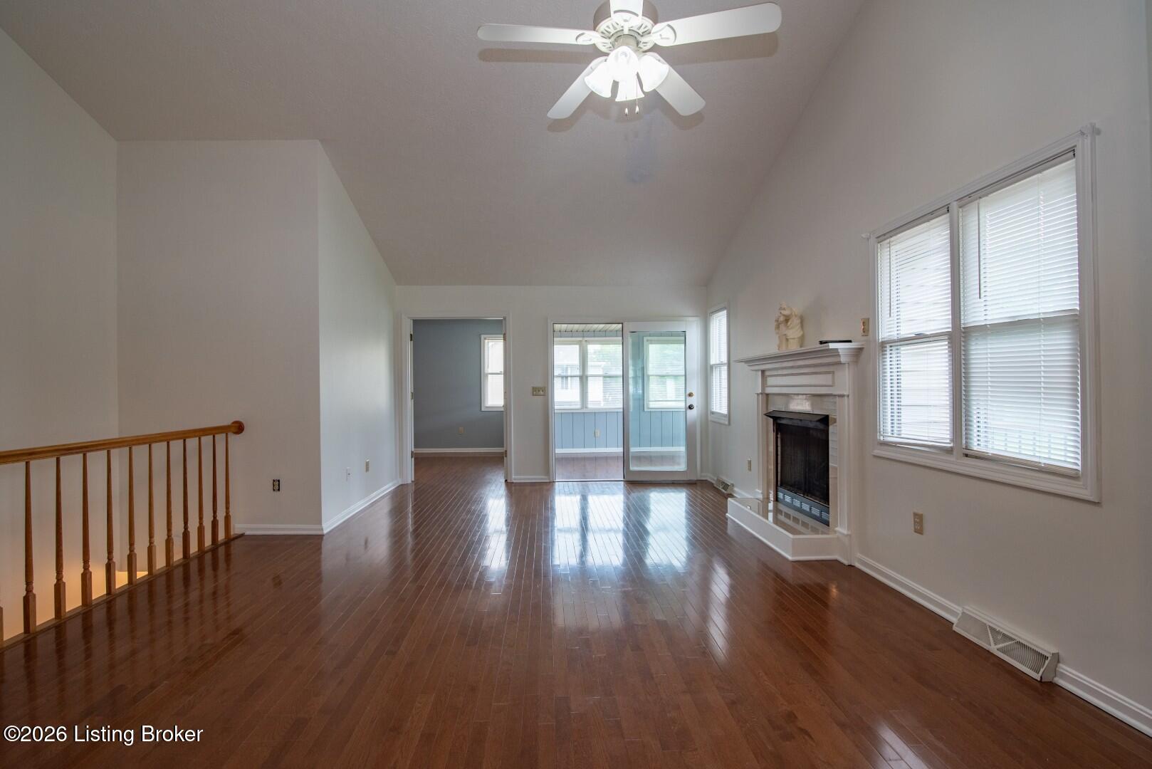 482 Mulberry St D Property Photo 25