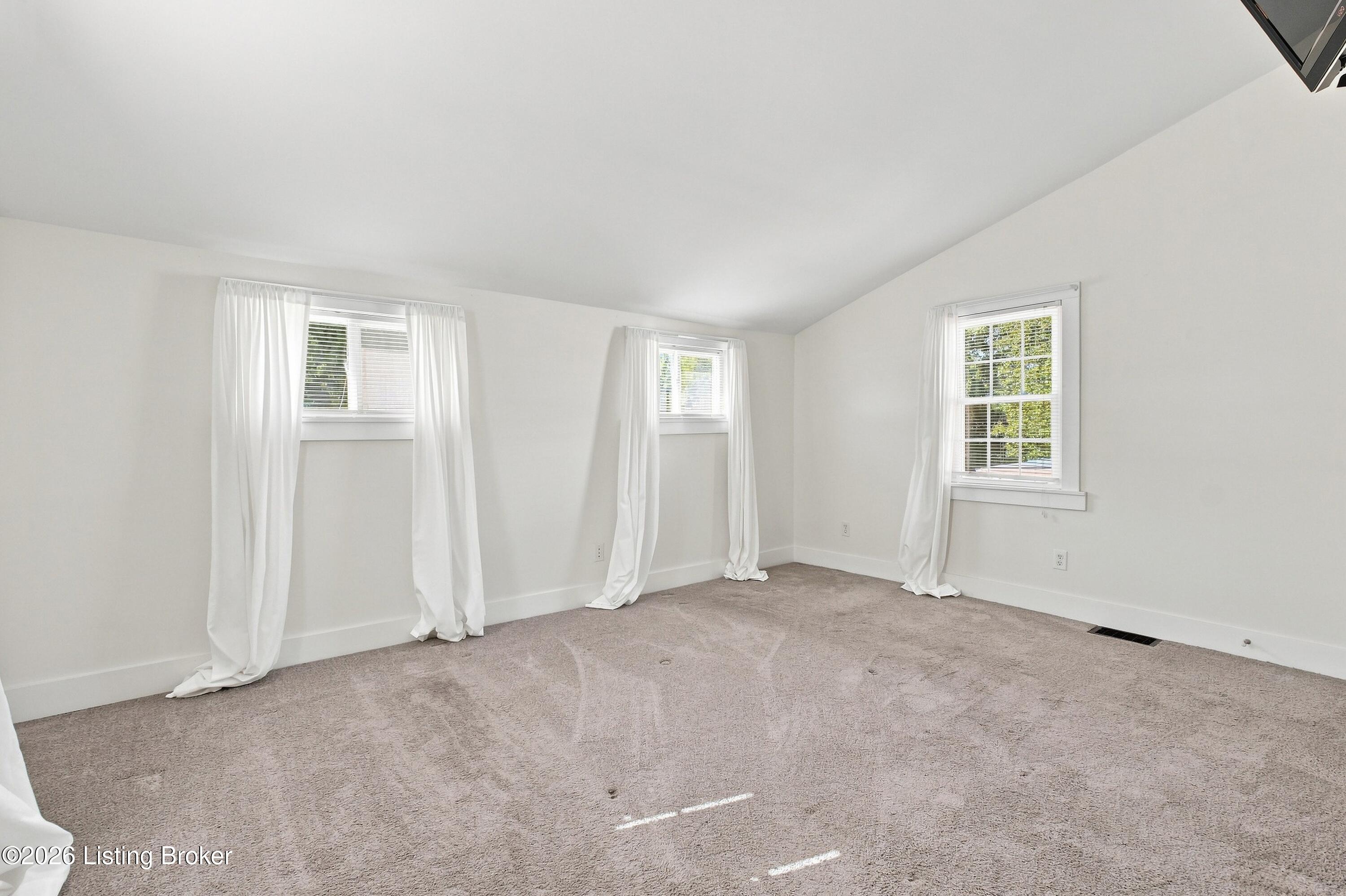 1844 Payne St Property Photo 17
