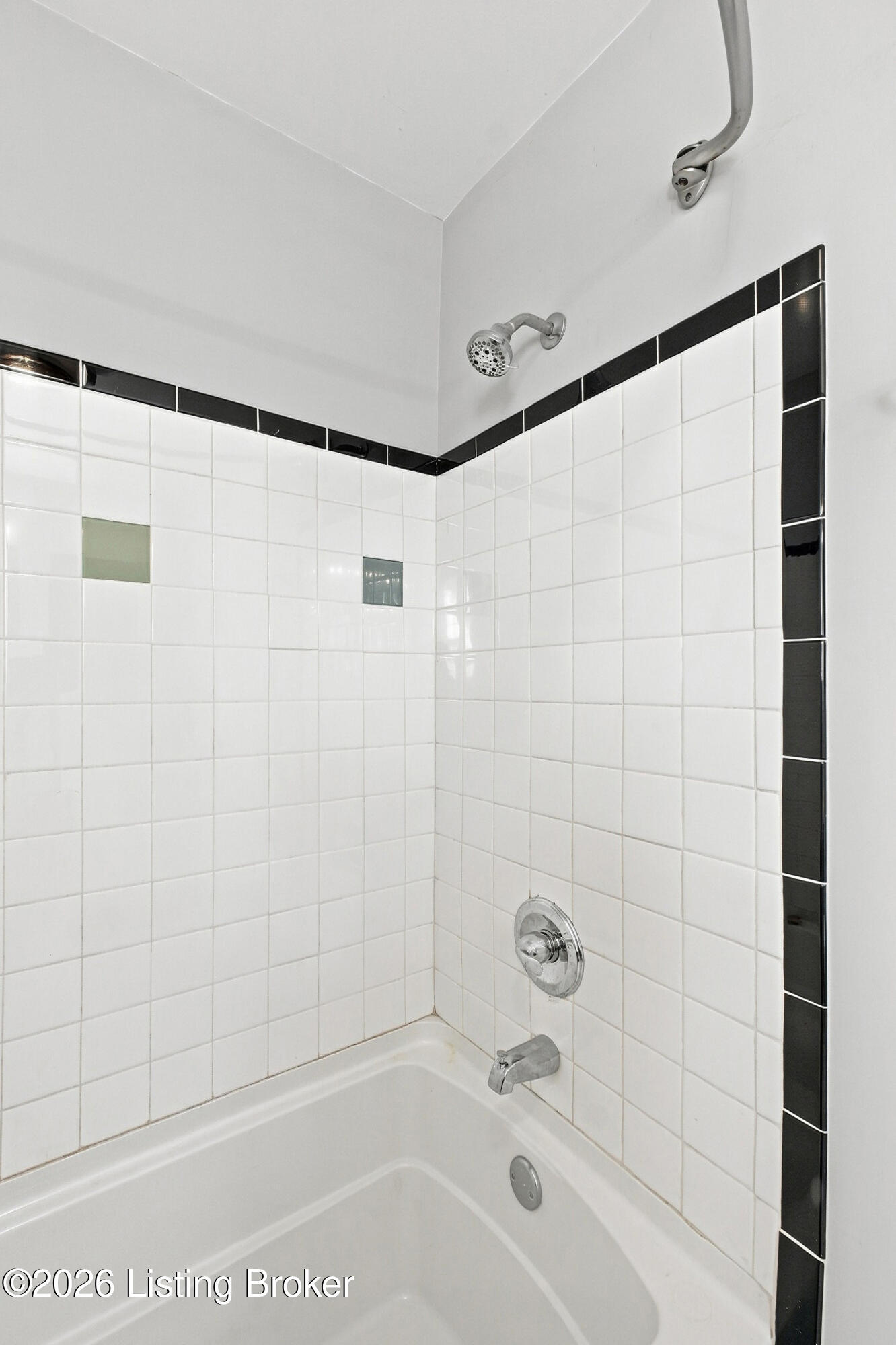 1844 Payne St Property Photo 22