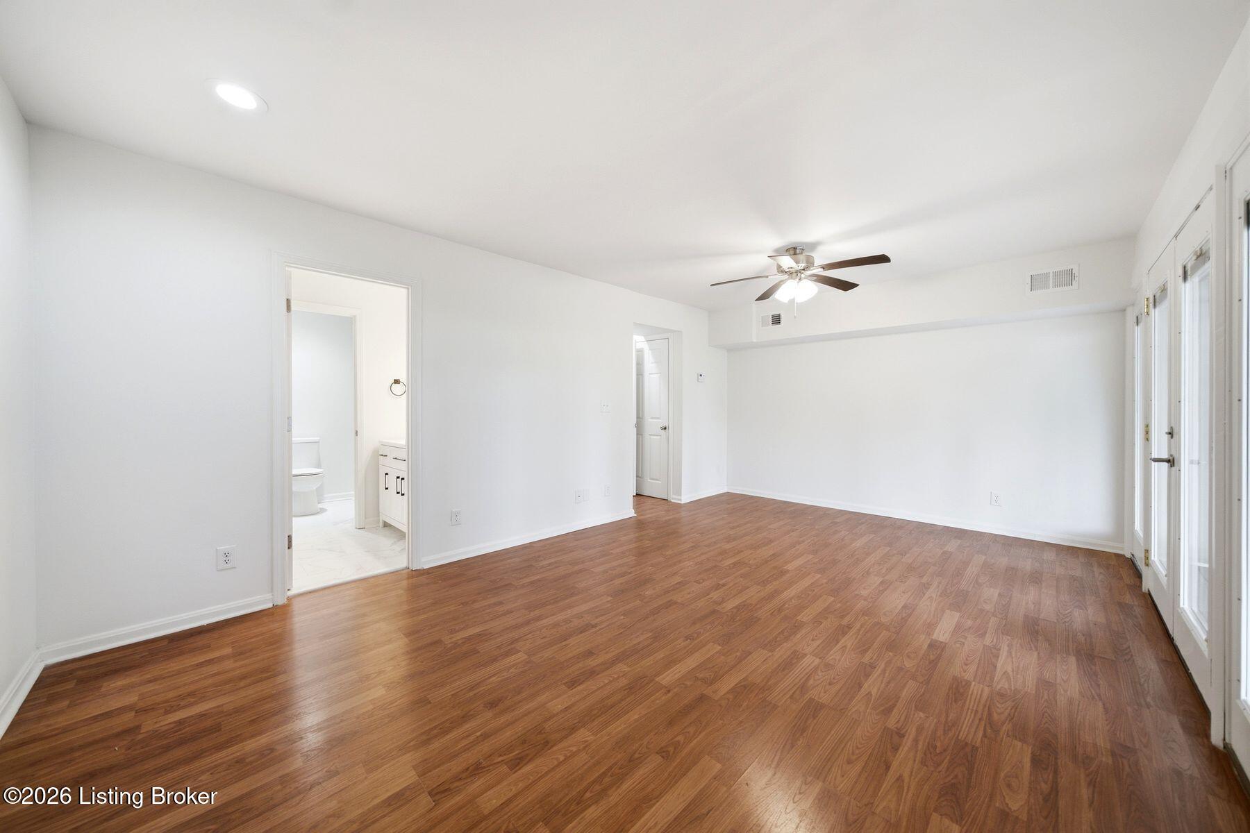 13909 Harbour Pl Property Photo 15