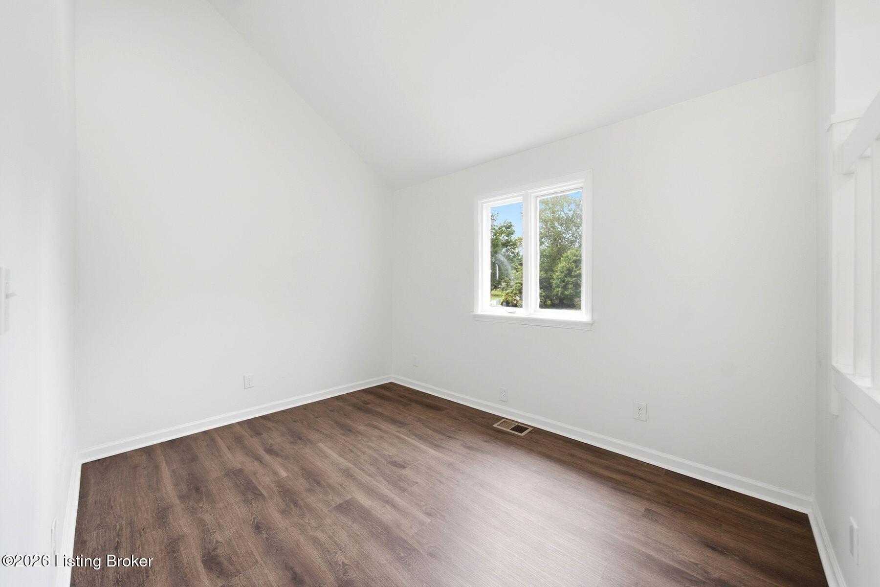 13909 Harbour Pl Property Photo 23