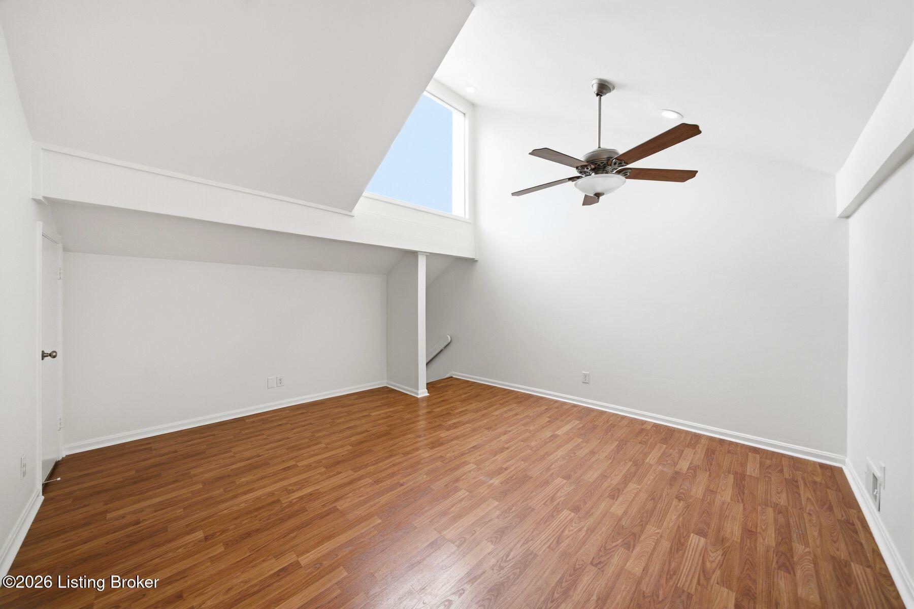 13909 Harbour Pl Property Photo 48