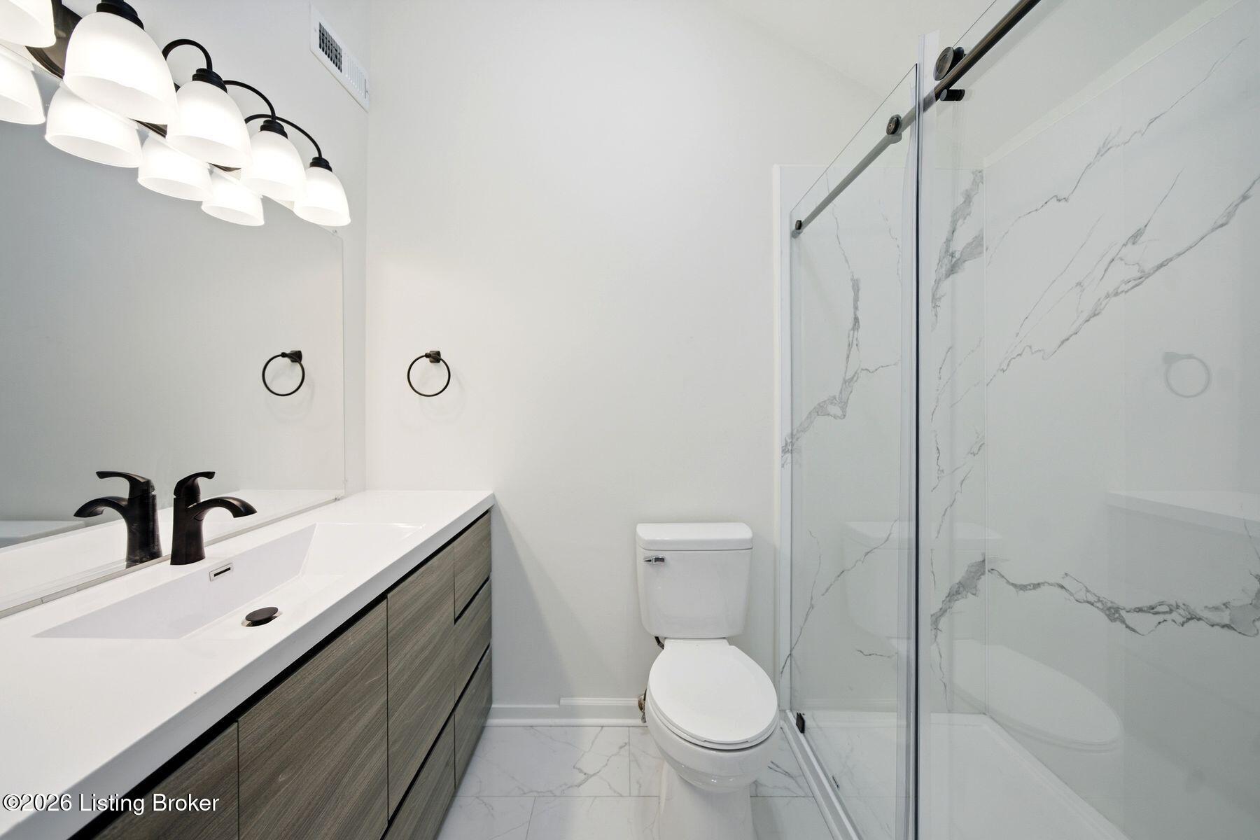 13909 Harbour Pl Property Photo 49