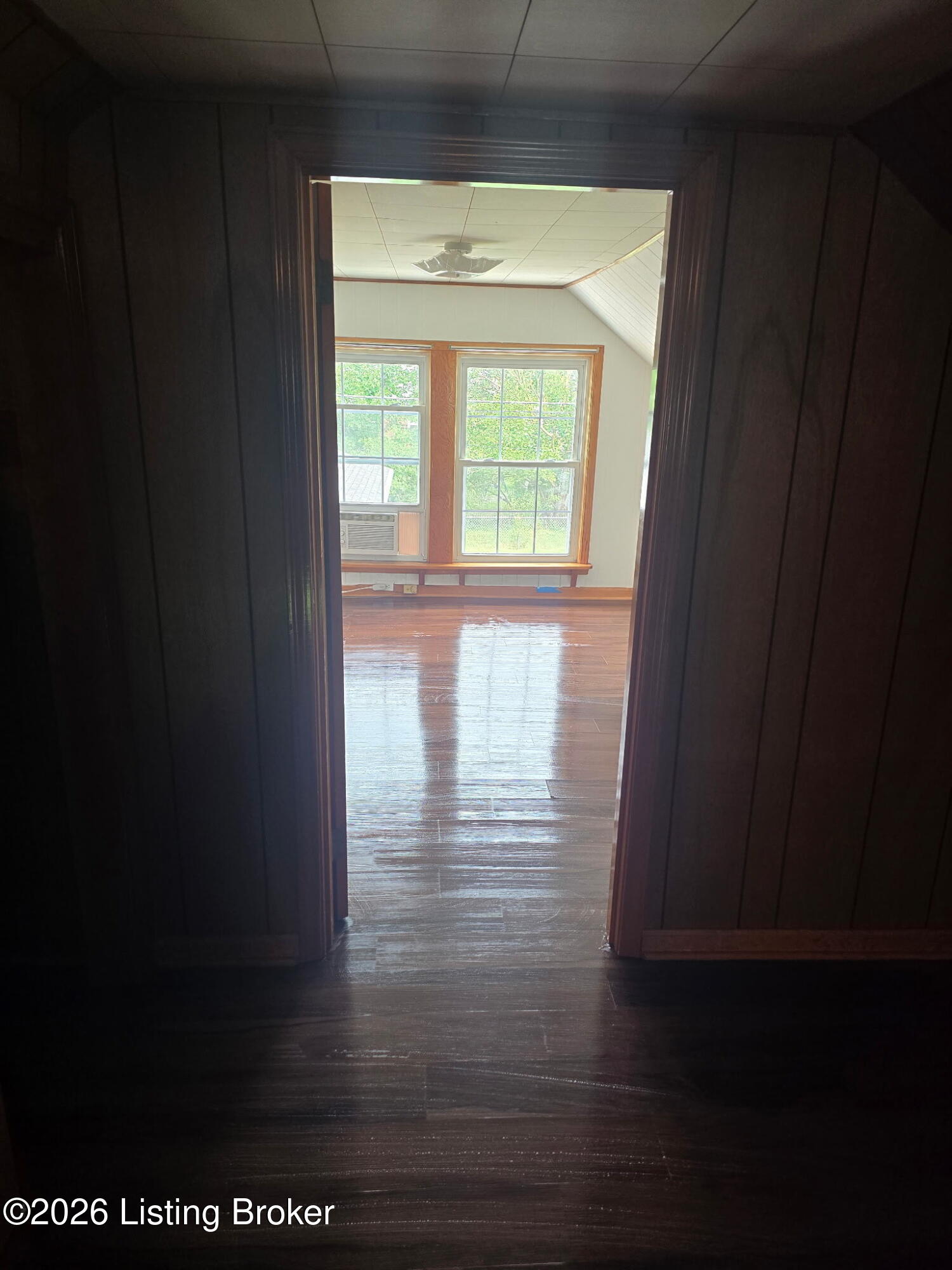 5614 Morrison Ave Property Photo 5