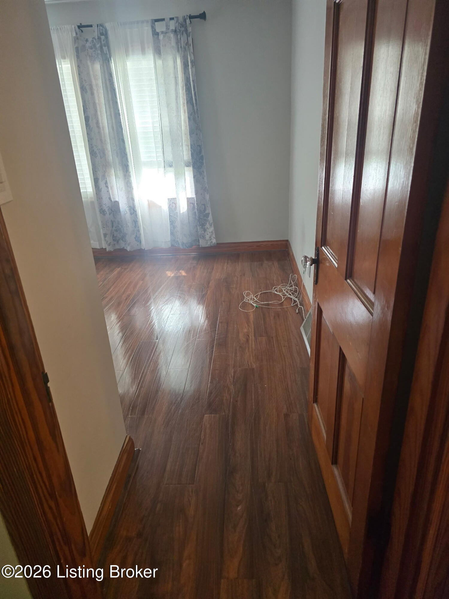 5614 Morrison Ave Property Photo 9