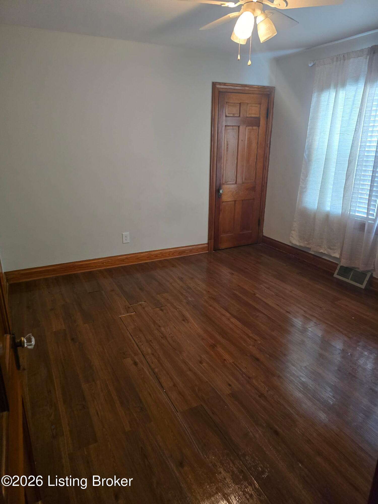 5614 Morrison Ave Property Photo 12