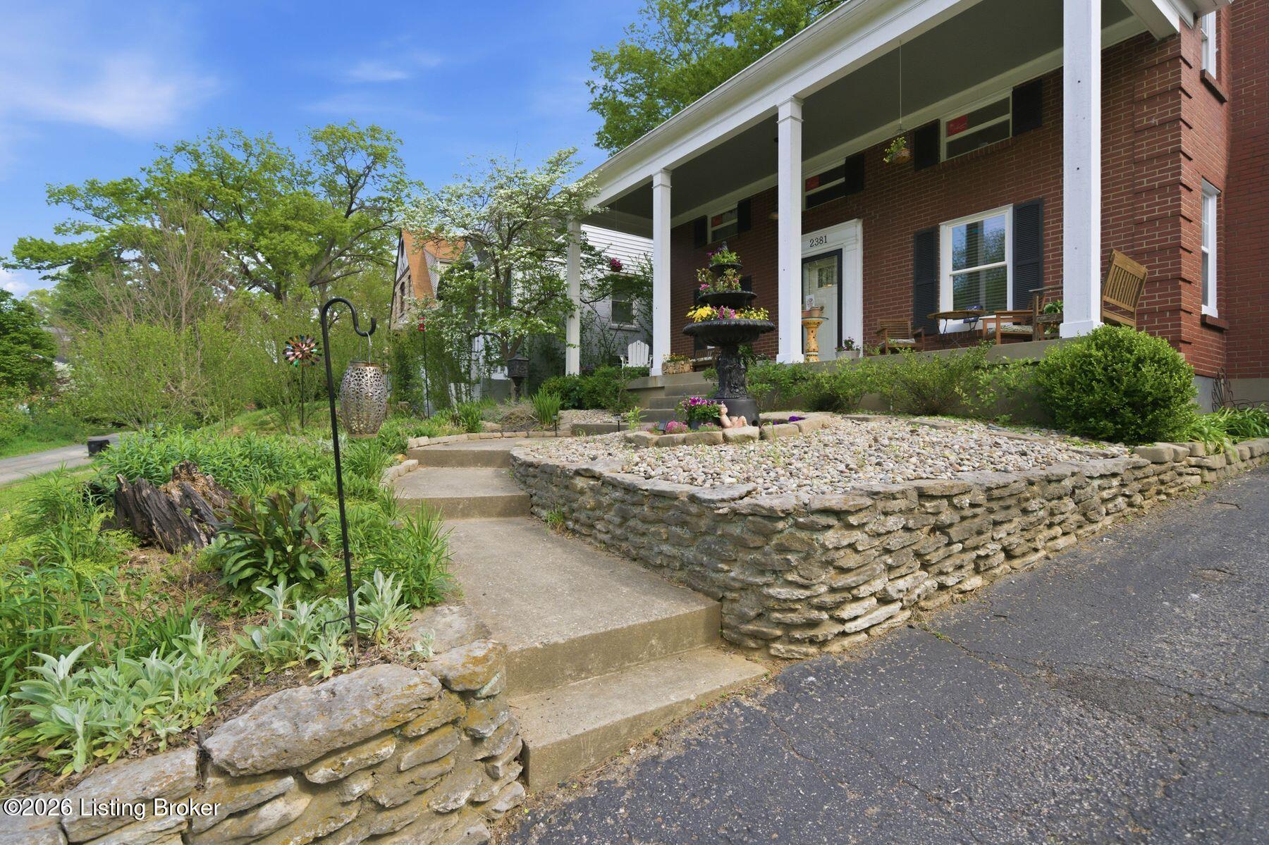2381 Valley Vista Rd Property Photo 5